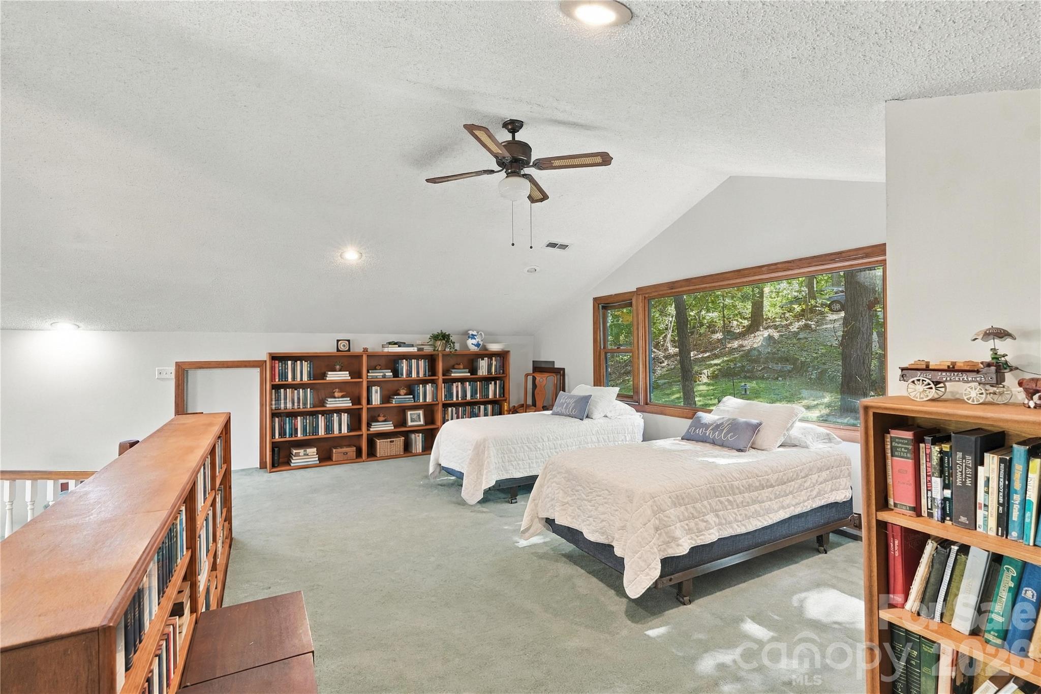 Upstairs Loft - 448 Bethel Hill Road, Clover
