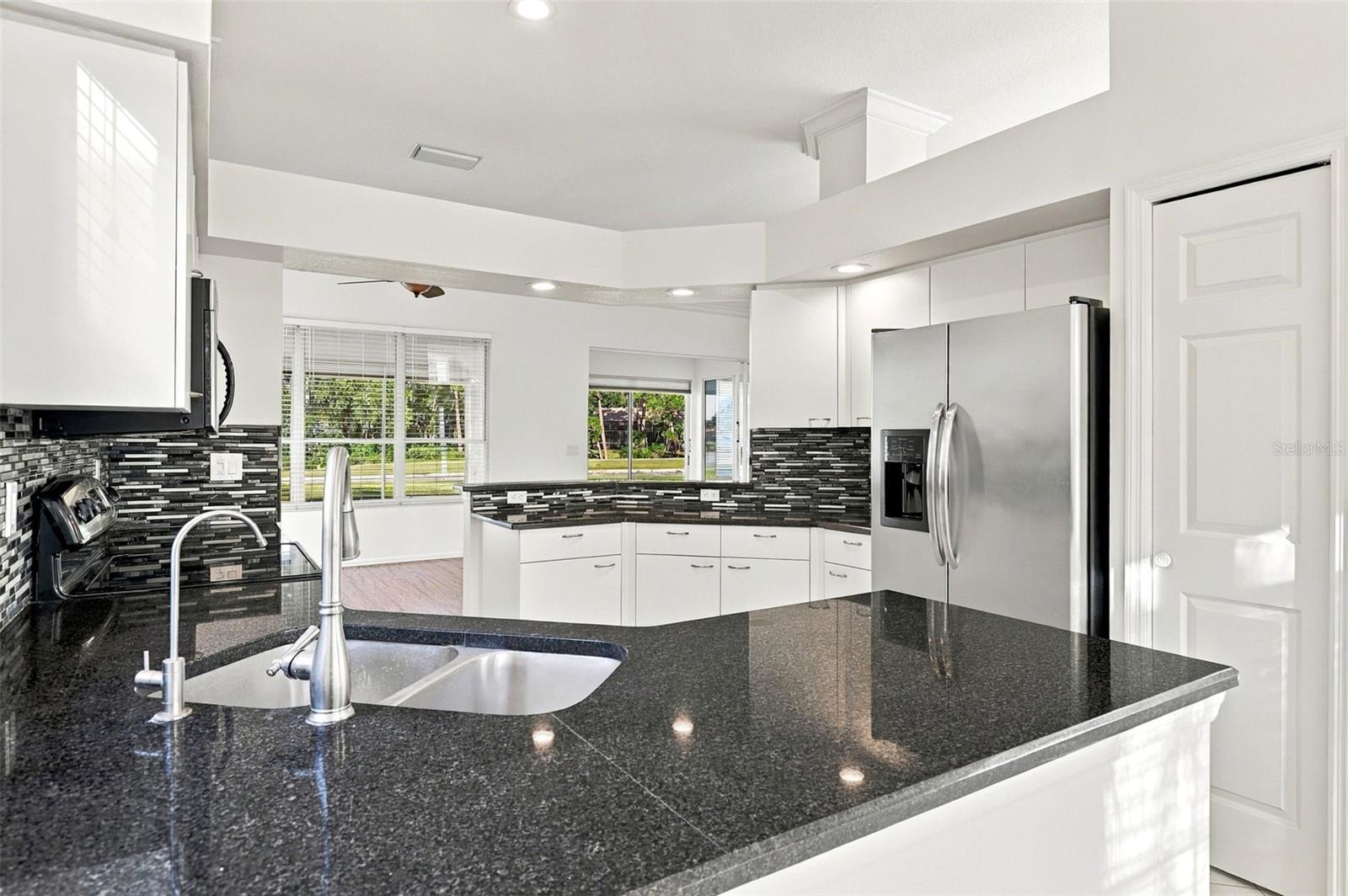 Single Family Residence at 5683 DOWNHAM MDWS, SARASOTA, photo 54 of 63