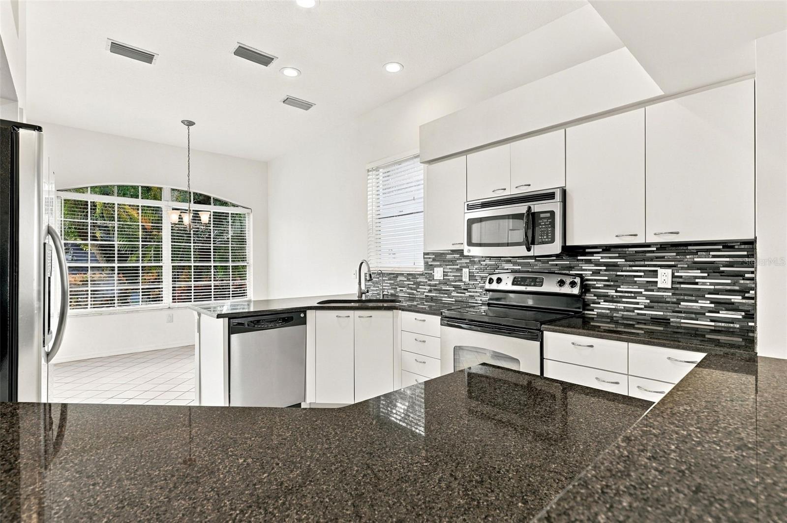 Single Family Residence at 5683 DOWNHAM MDWS, SARASOTA, photo 58 of 63