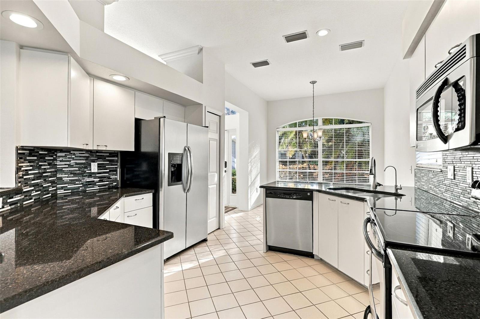 Single Family Residence at 5683 DOWNHAM MDWS, SARASOTA, photo 60 of 63