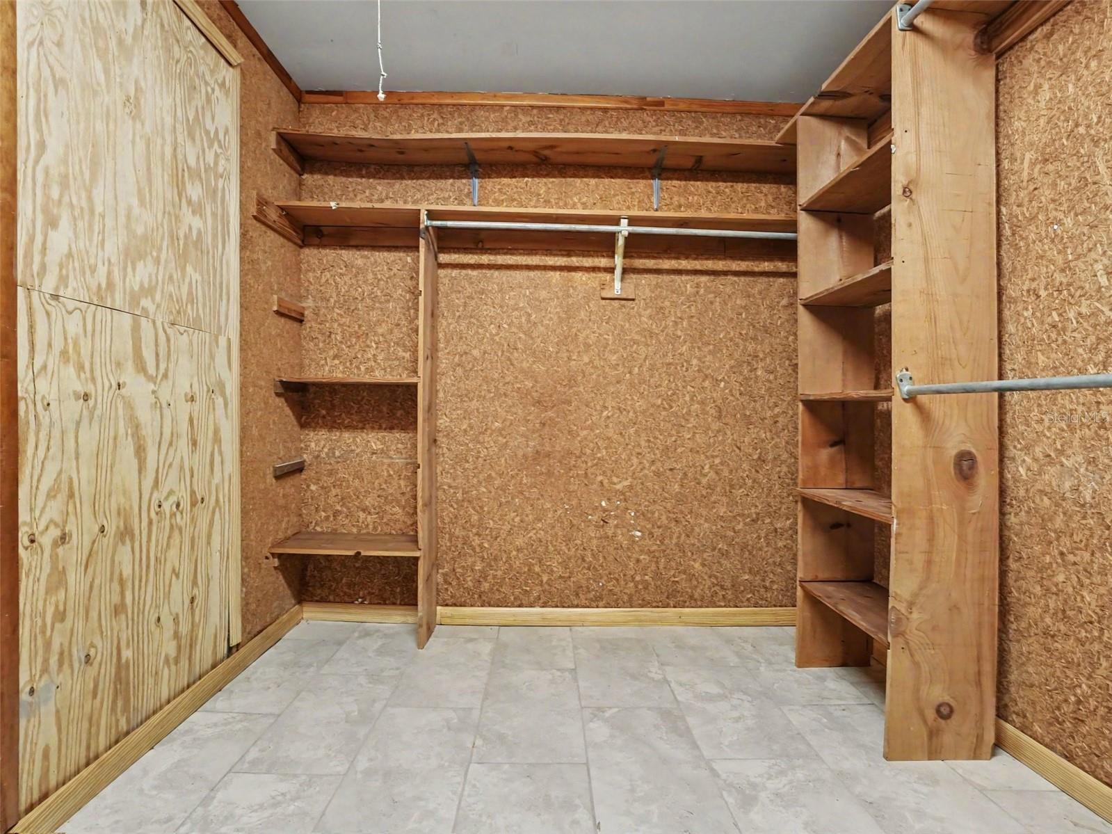 Primary walk in closet - 2417 S MYRTLE AVE, SANFORD