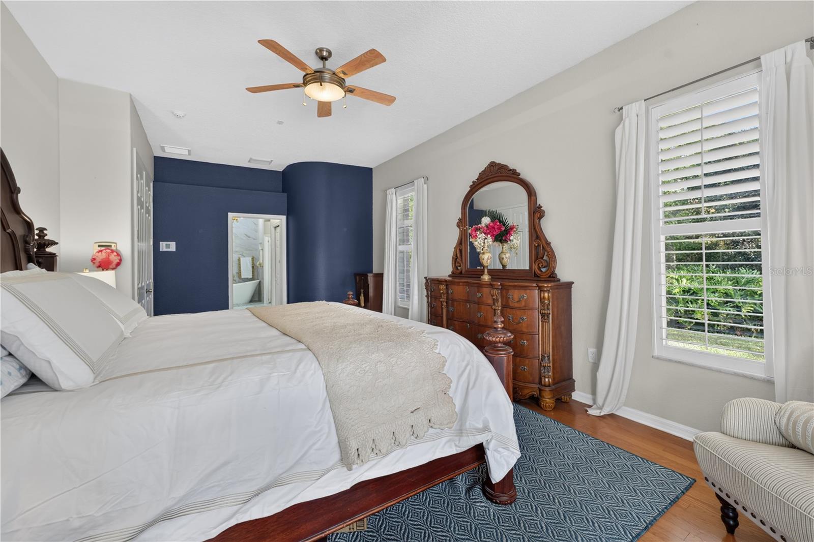 Single Family Residence at 18211 WIMBLEDON GREEN PL, TAMPA, photo 5 of 68