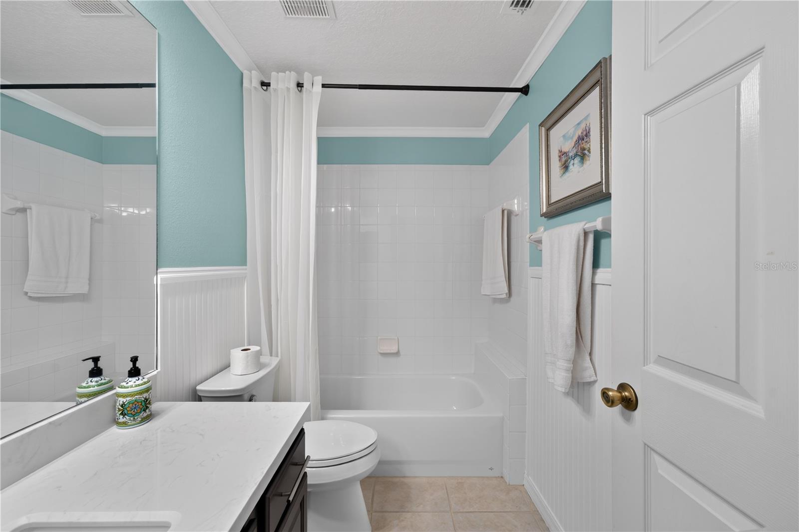 Single Family Residence at 18211 WIMBLEDON GREEN PL, TAMPA, photo 39 of 68