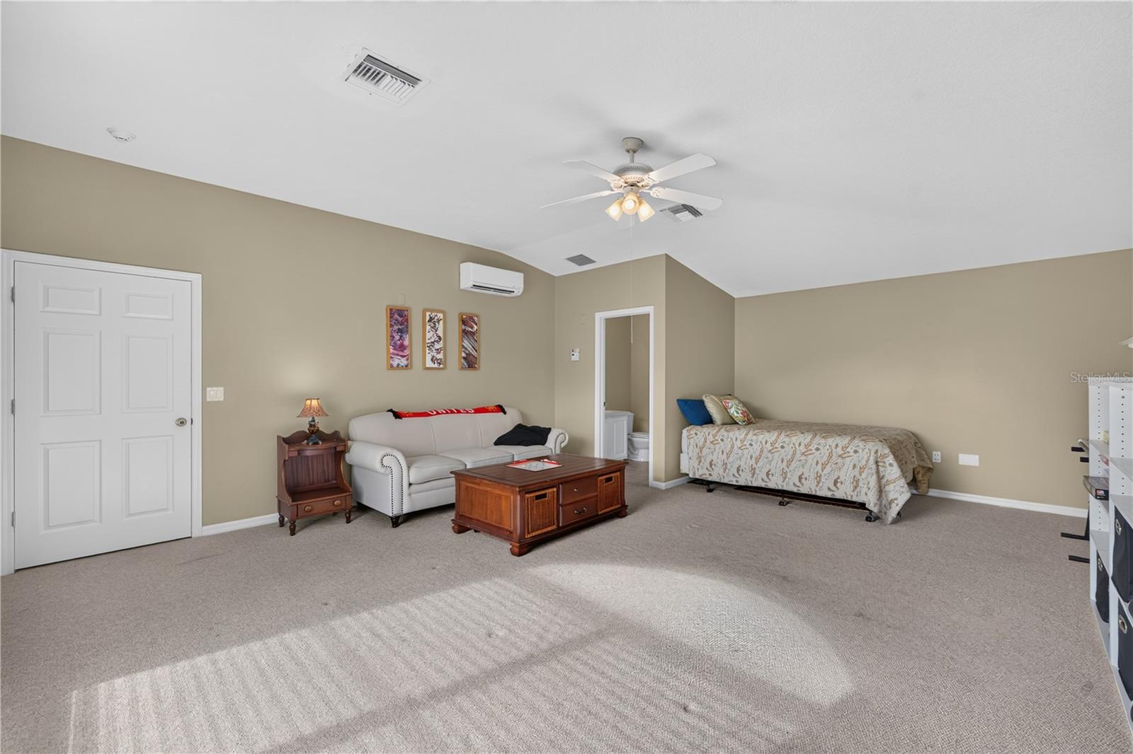 Single Family Residence at 18211 WIMBLEDON GREEN PL, TAMPA, photo 46 of 68