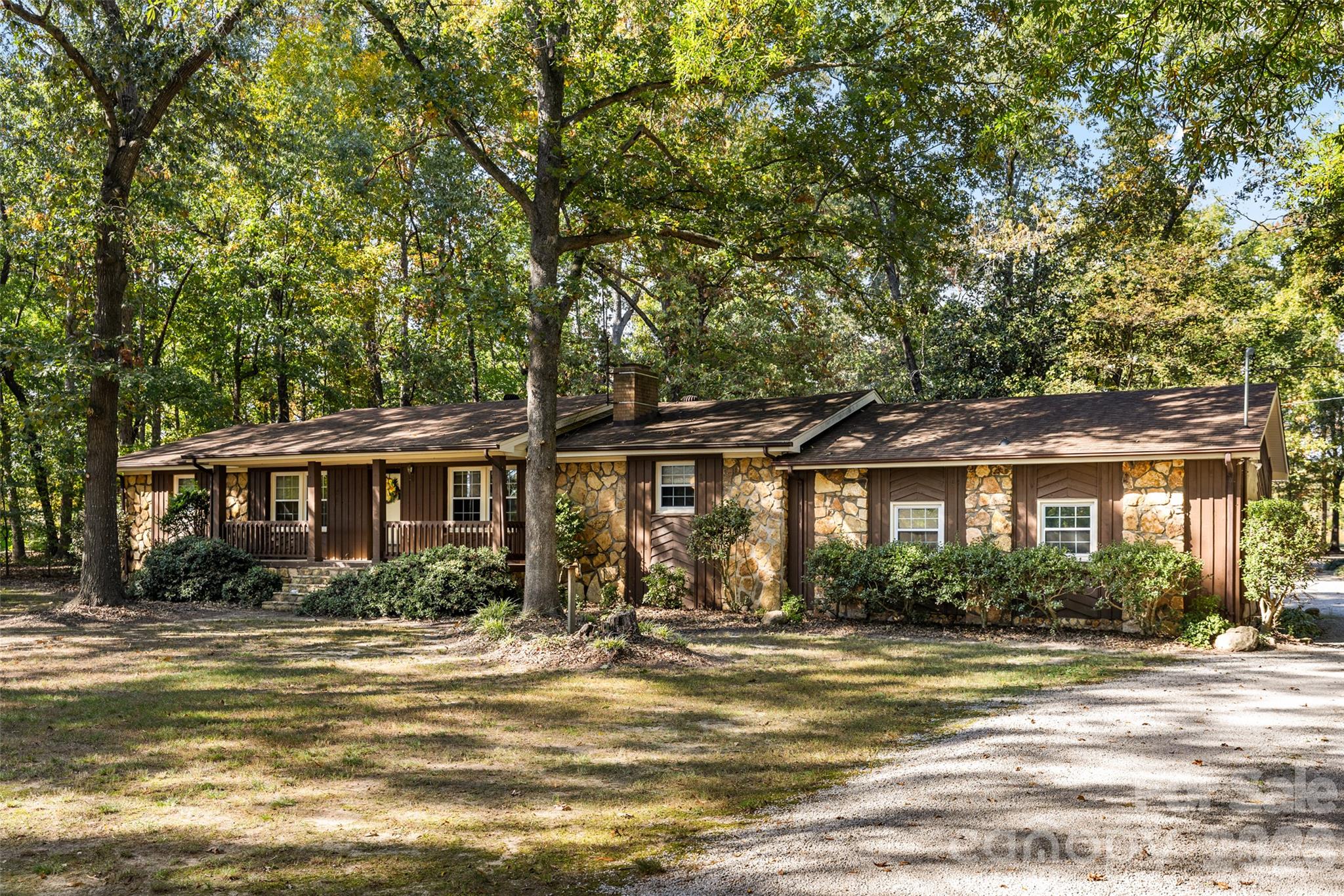 Spacious Ranch of Stone and wood peacefully set in the trees - 2415 Hargette Road, Monroe