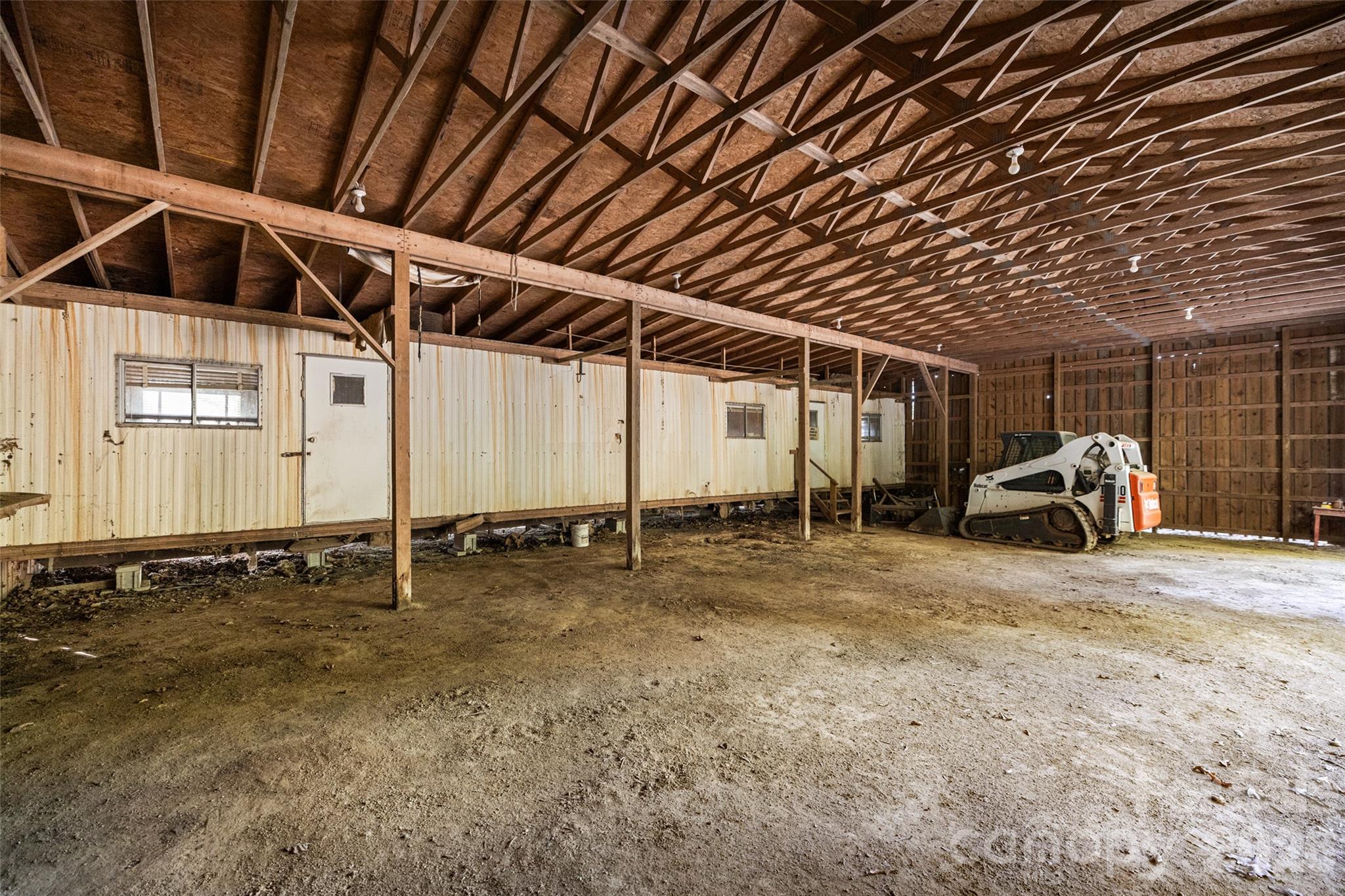 what would you do this this space? More storage, party space, barndominium? - 2415 Hargette Road, Monroe