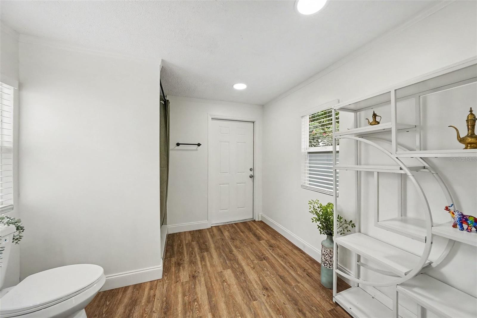 Single Family Residence at 1228 56TH AVE N, ST PETERSBURG, photo 20 of 29