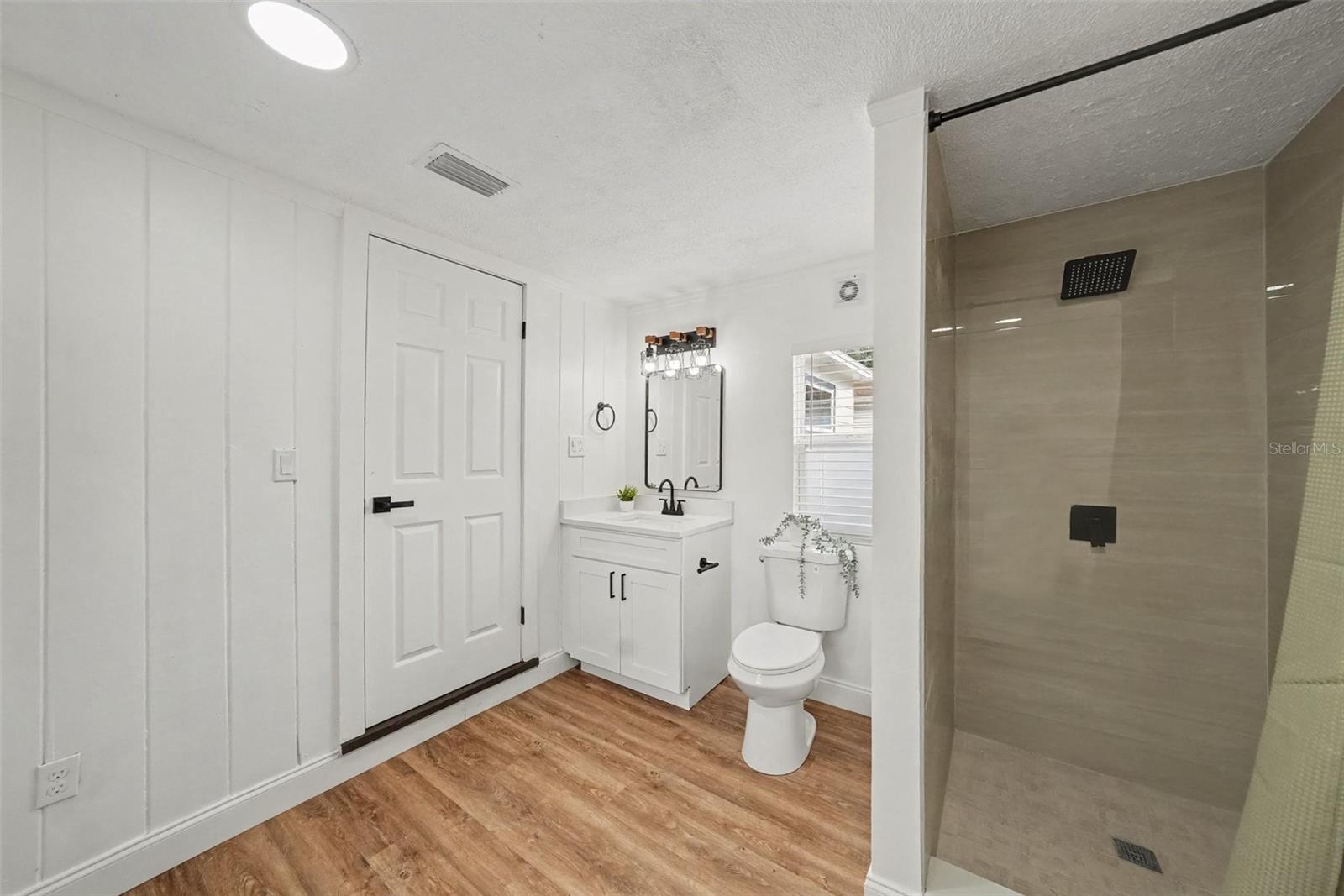 Single Family Residence at 1228 56TH AVE N, ST PETERSBURG, photo 19 of 29