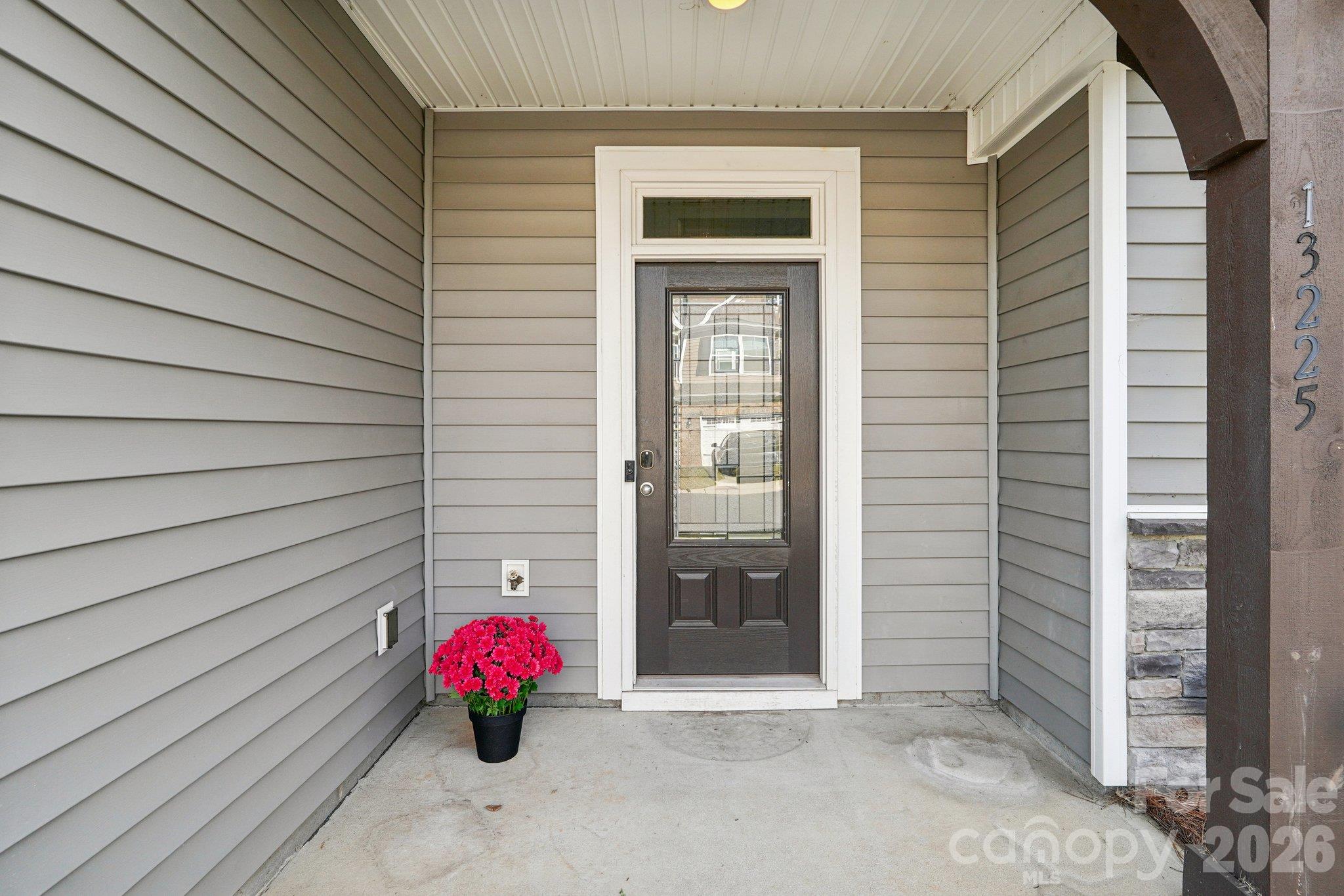 Townhouse at 13225 Savannah Point Drive, Charlotte, photo 3 of 45
