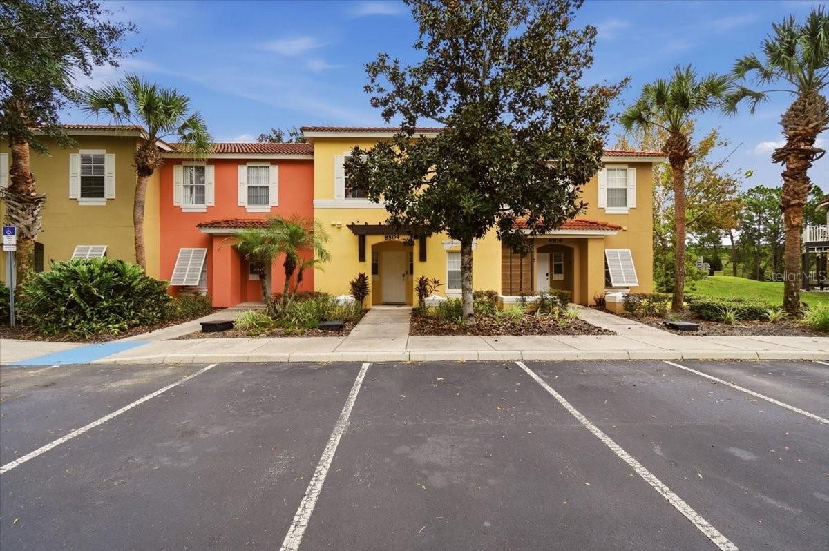 Townhouse at 8504 CRYSTAL COVE LOOP, KISSIMMEE, photo 2 of 33