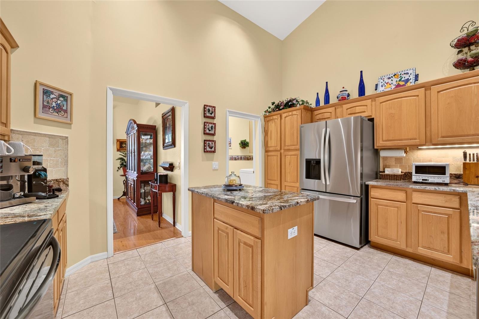 Single Family Residence at 9147 SW 193RD CIR, DUNNELLON, photo 28 of 92