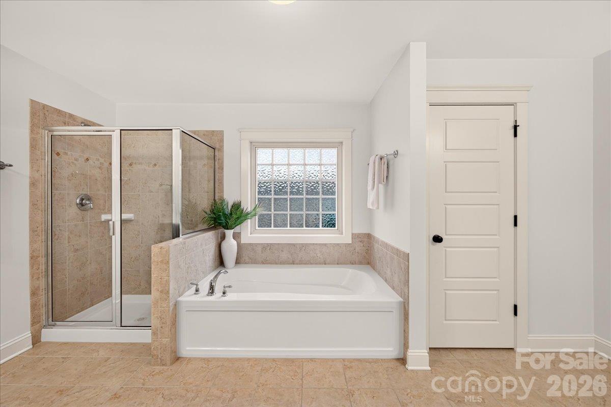 Single Family Residence at 5535 Open Book Lane, Charlotte, photo 25 of 38