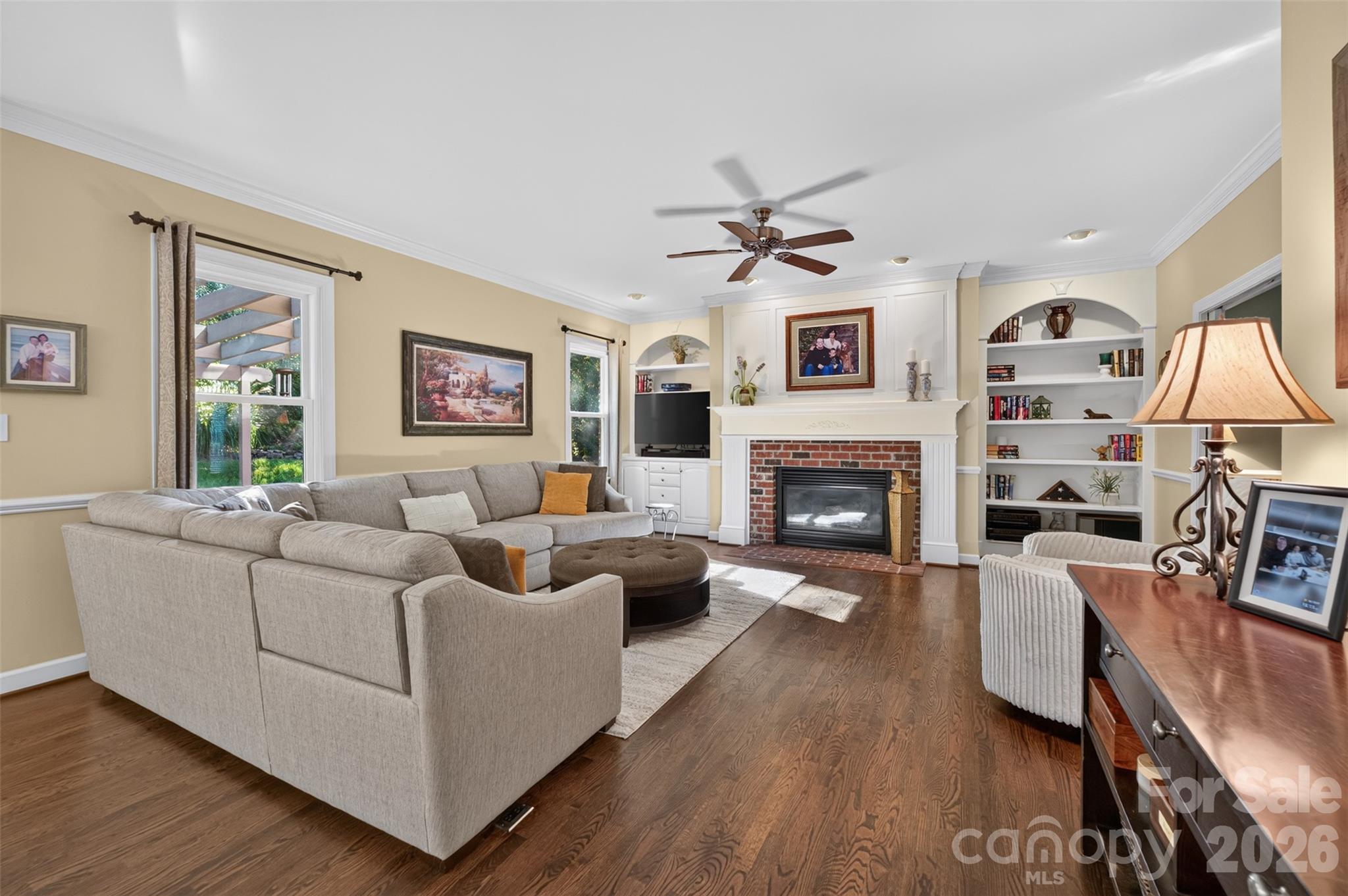 Single Family Residence at 1070 12th Avenue Lane NW, Hickory, photo 9 of 48