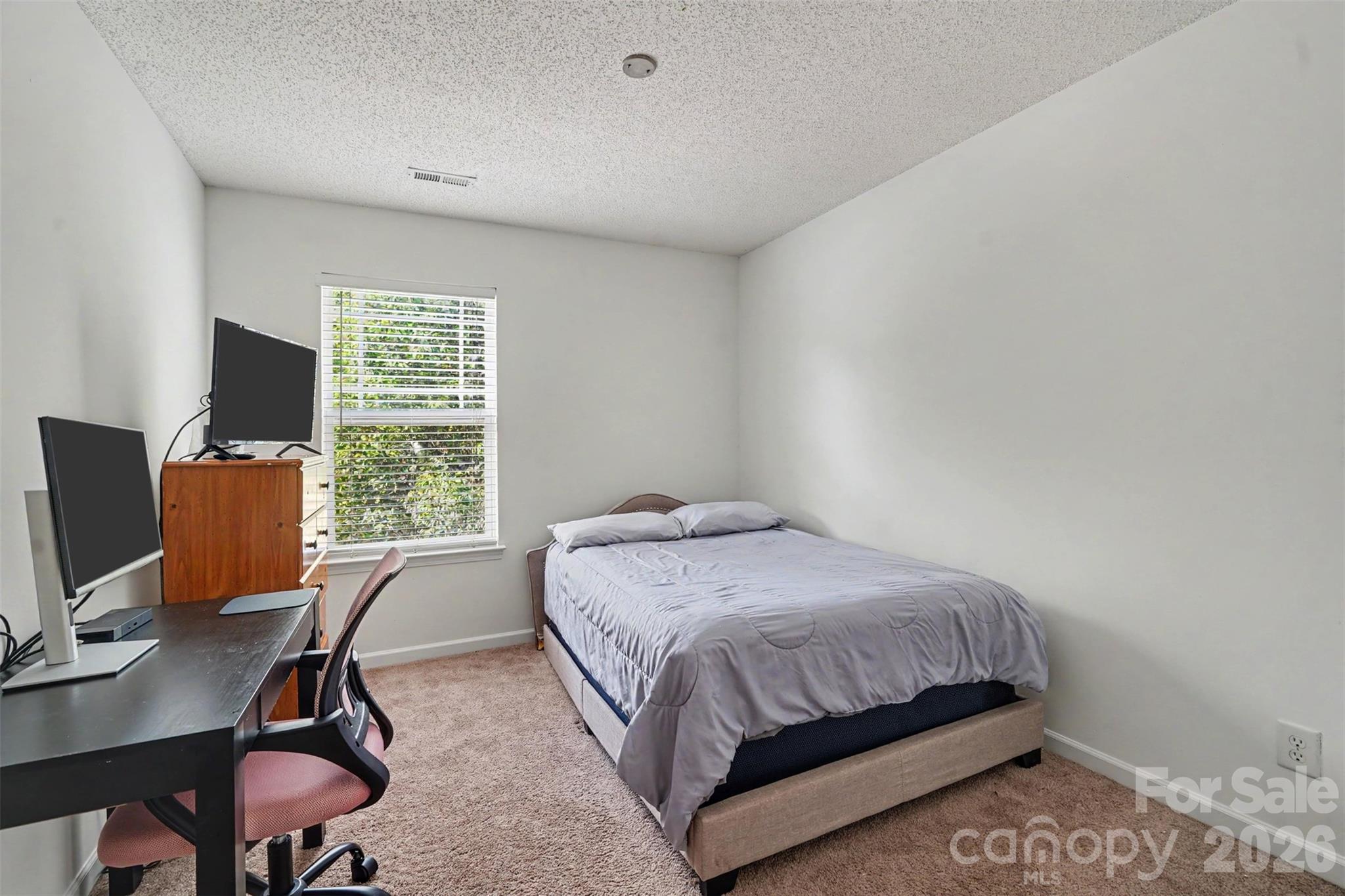 Single Family Residence at 8724 Michaw Court, Charlotte, photo 16 of 23