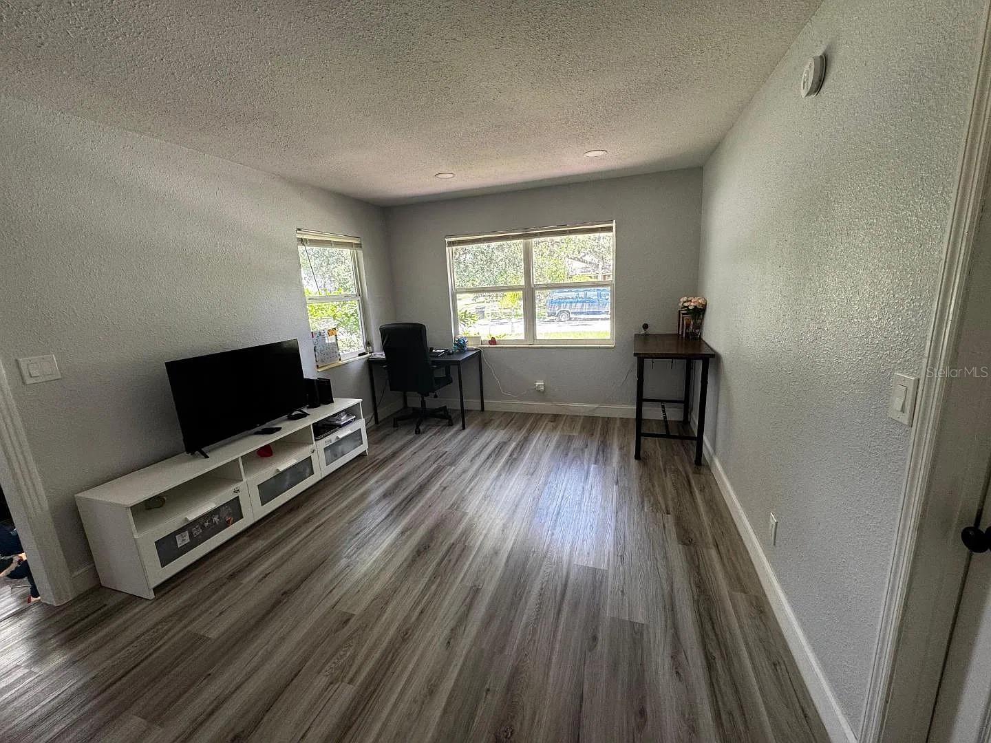 Single Family Residence at 2001 2ND ST S, ST PETERSBURG, photo 11 of 57