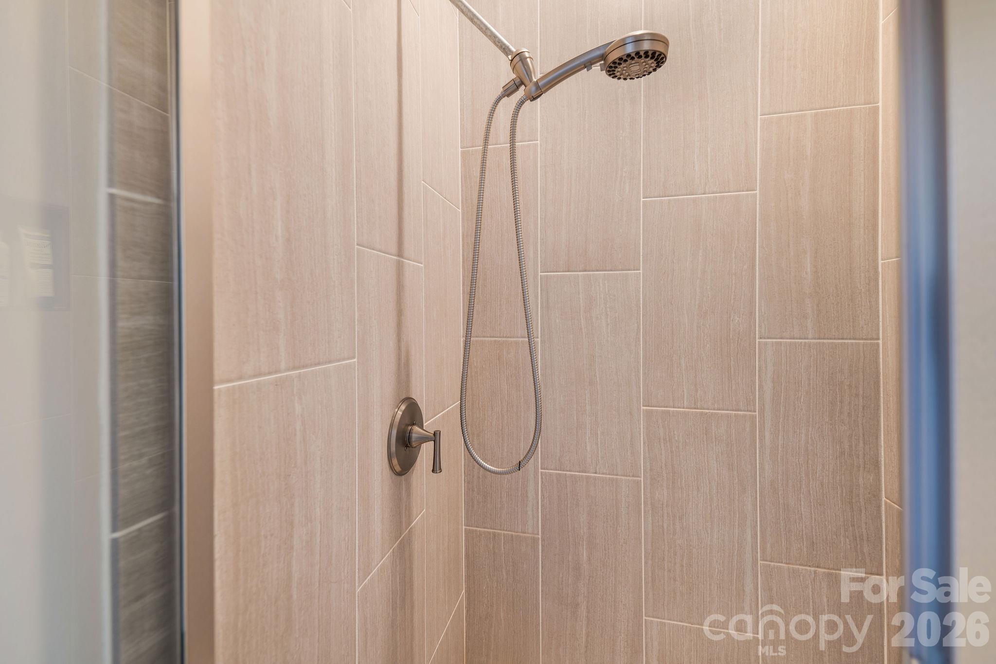 walk in shower - 50 Rose Creek Road, Leicester