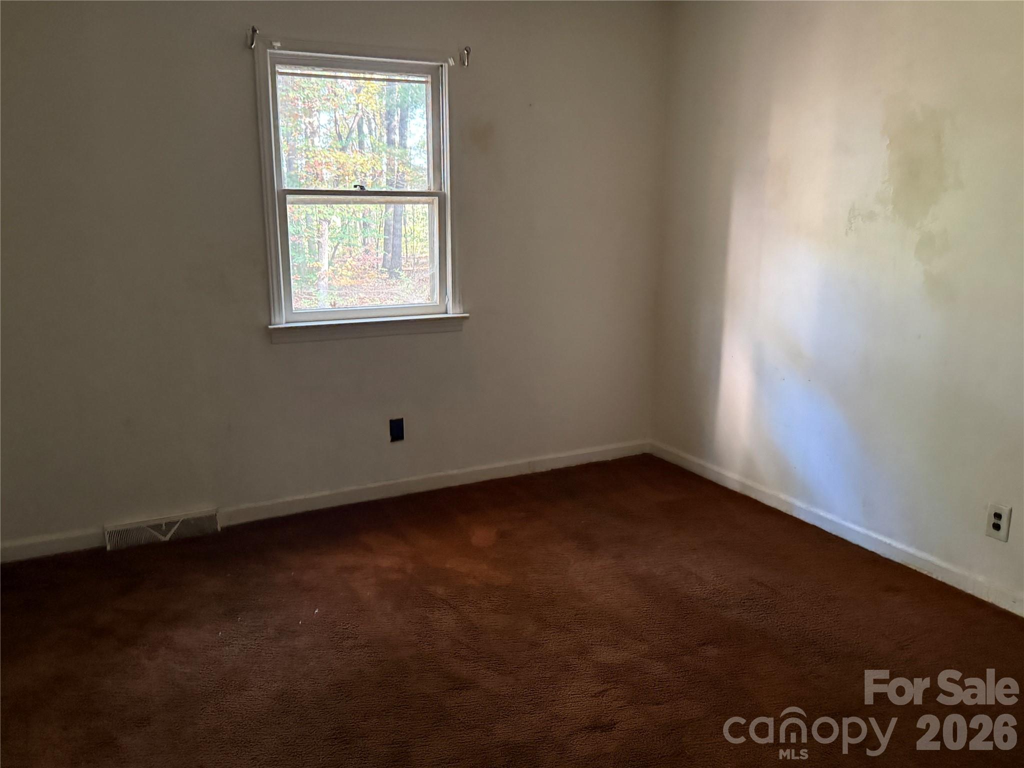 Single Family Residence at 237 Antietam Road, Statesville, photo 12 of 19