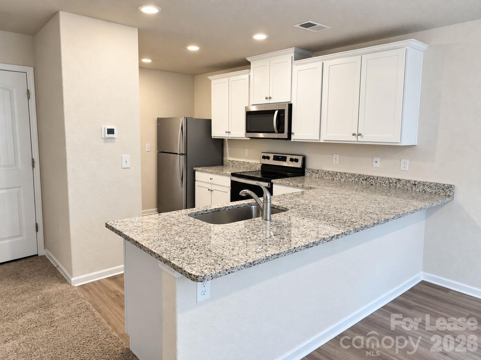 Single Family Residence at 533 Hawley Street, Charlotte, photo 4 of 20