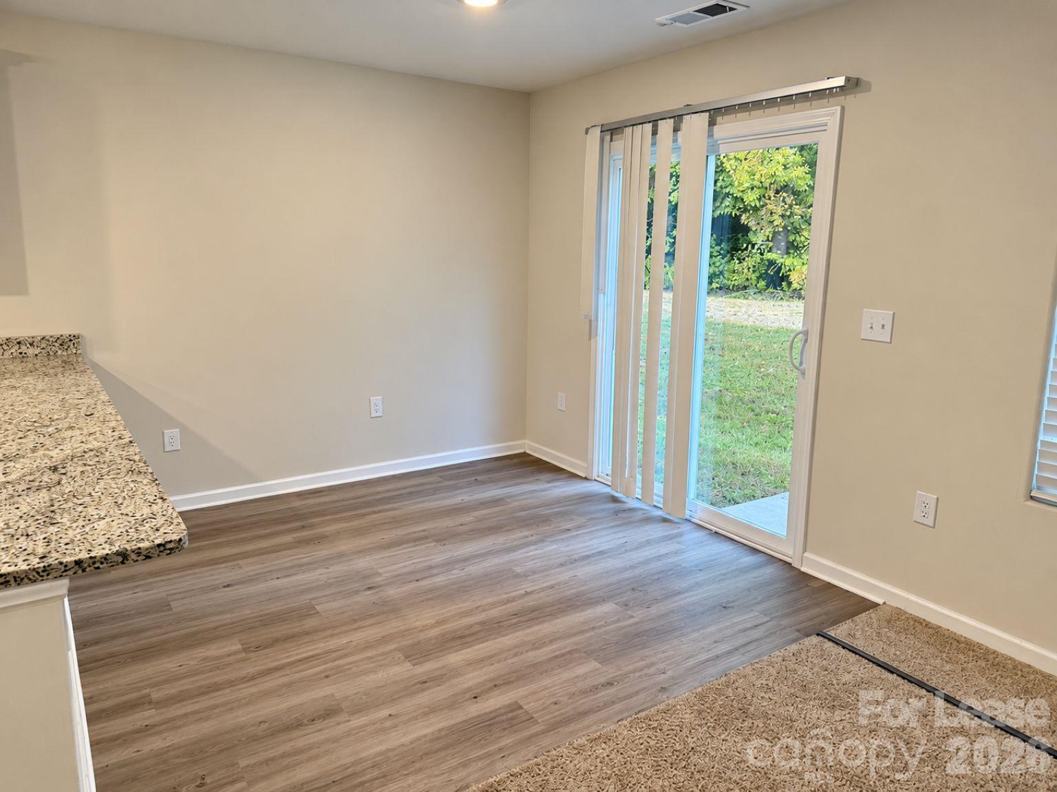 Single Family Residence at 533 Hawley Street, Charlotte, photo 7 of 20
