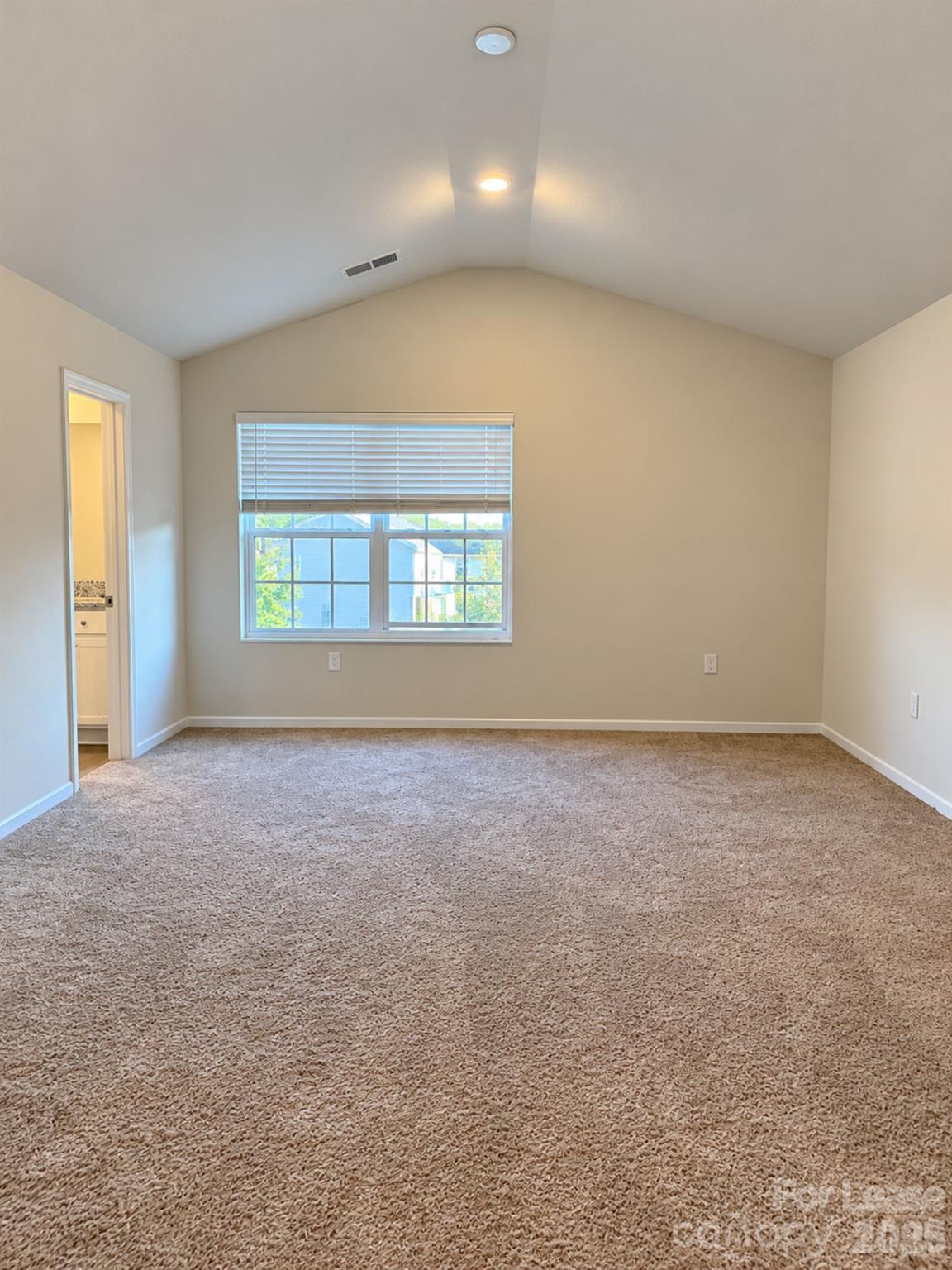 Single Family Residence at 533 Hawley Street, Charlotte, photo 12 of 20