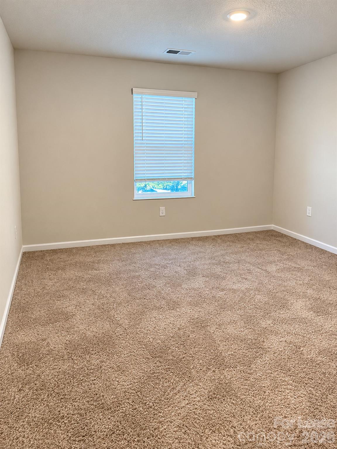 Single Family Residence at 533 Hawley Street, Charlotte, photo 13 of 20