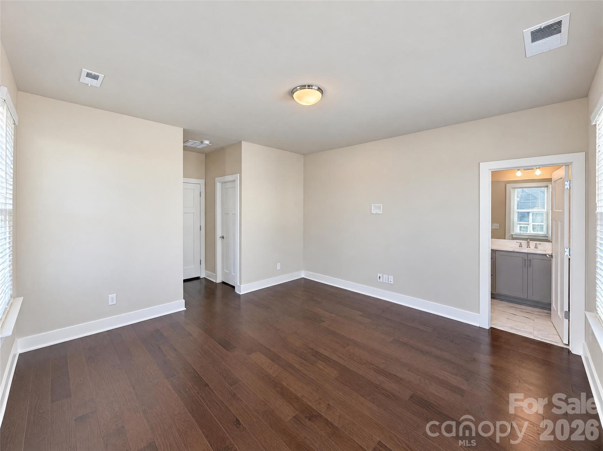 Townhouse at 11915 Fiddlers Roof Lane, Charlotte, photo 10 of 23