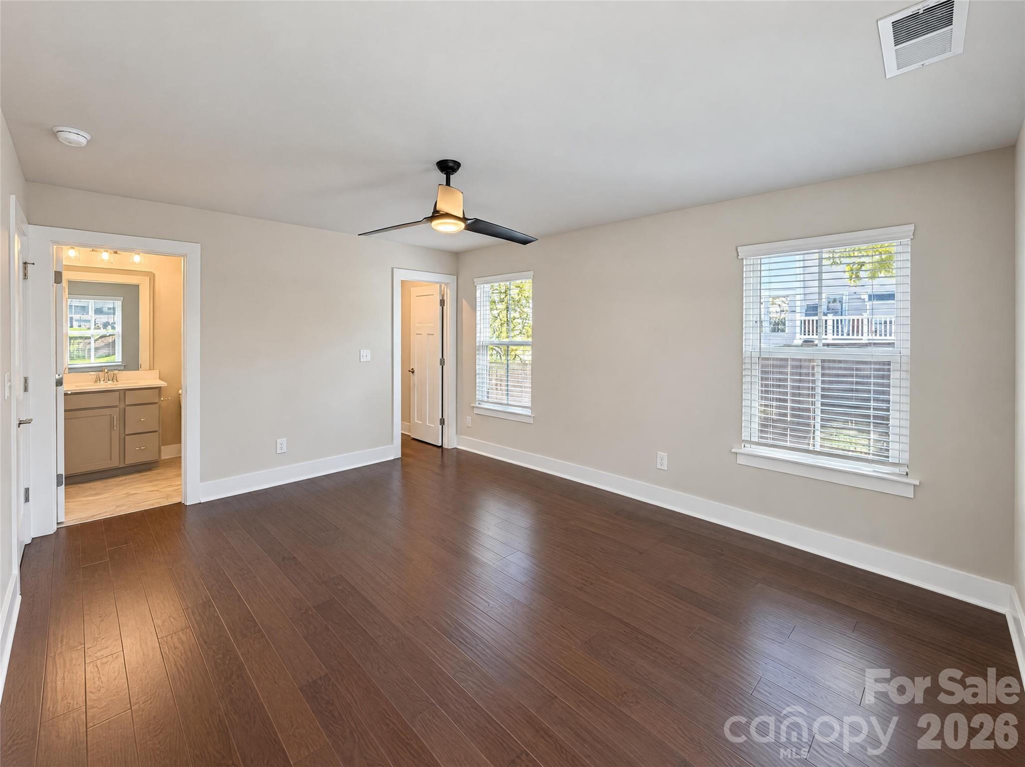 Townhouse at 11915 Fiddlers Roof Lane, Charlotte, photo 20 of 23