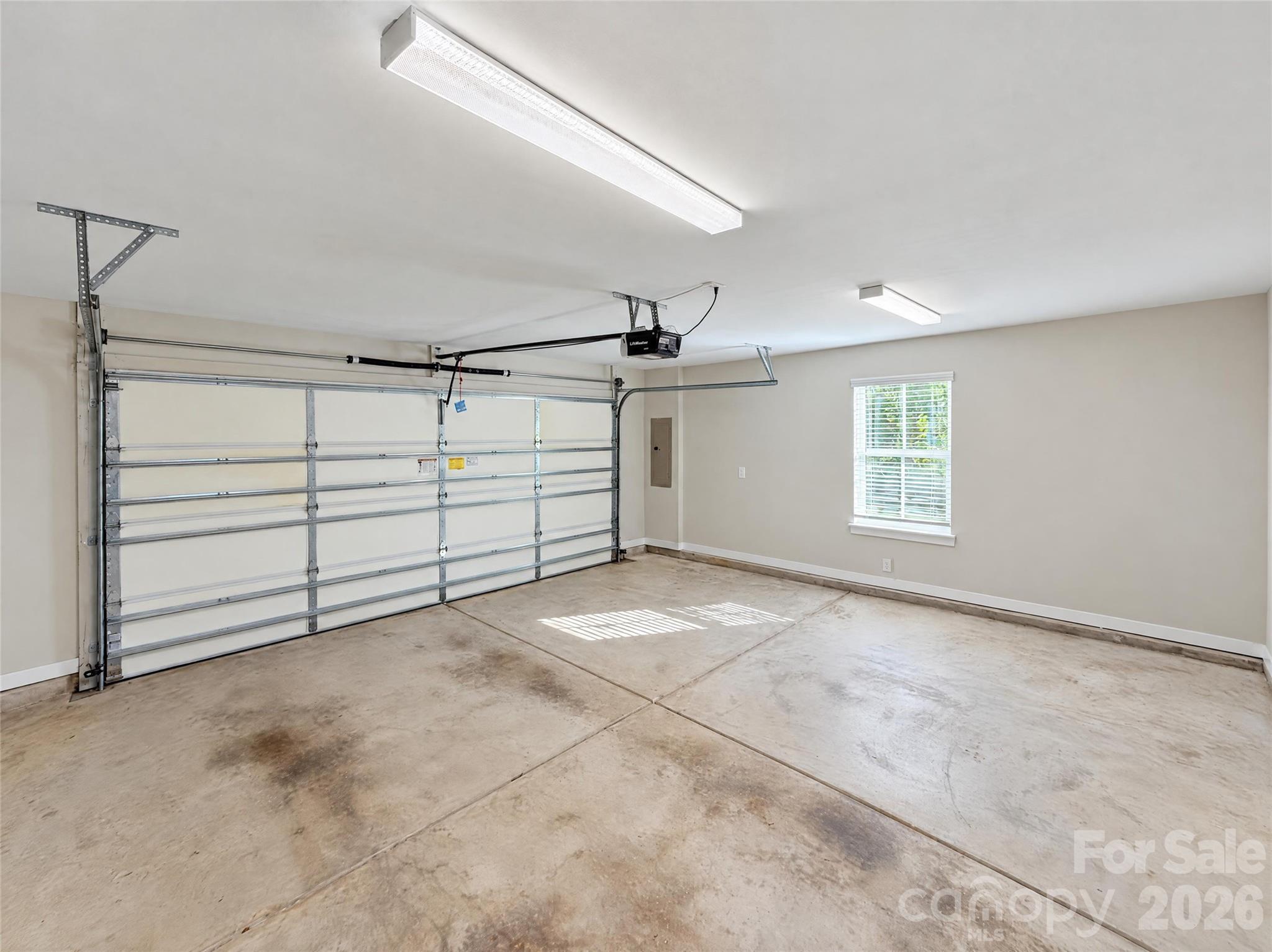 Townhouse at 11915 Fiddlers Roof Lane, Charlotte, photo 22 of 23