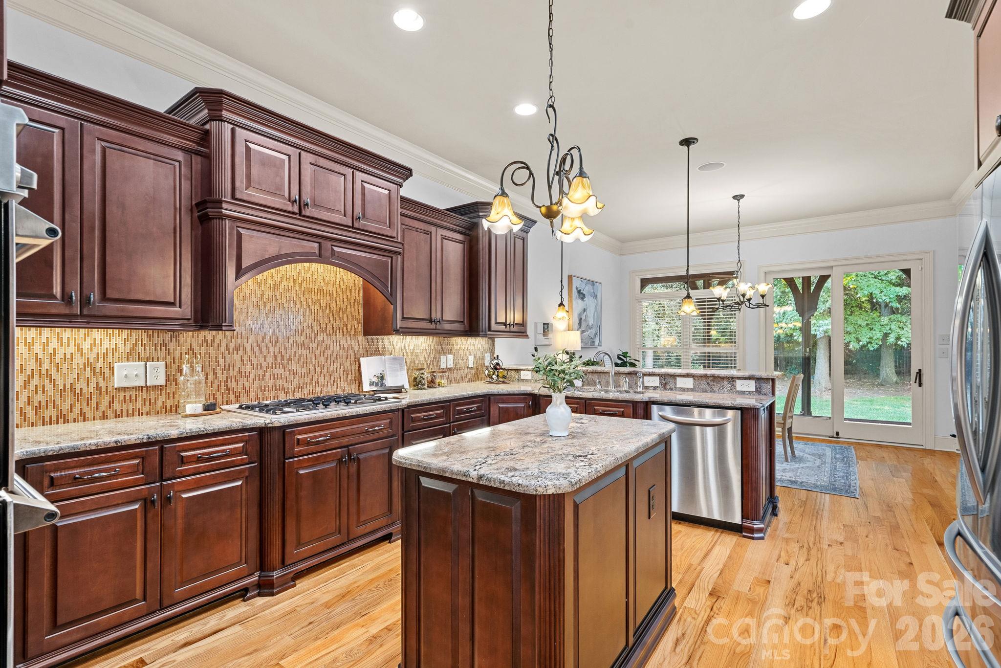 Single Family Residence at 108 Lazenby Drive, Fort Mill, photo 20 of 47