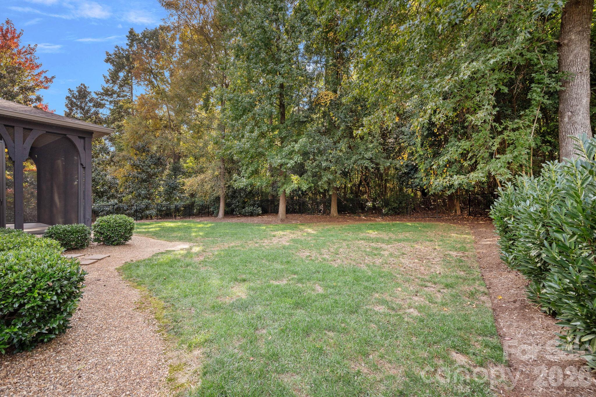 Single Family Residence at 108 Lazenby Drive, Fort Mill, photo 43 of 47