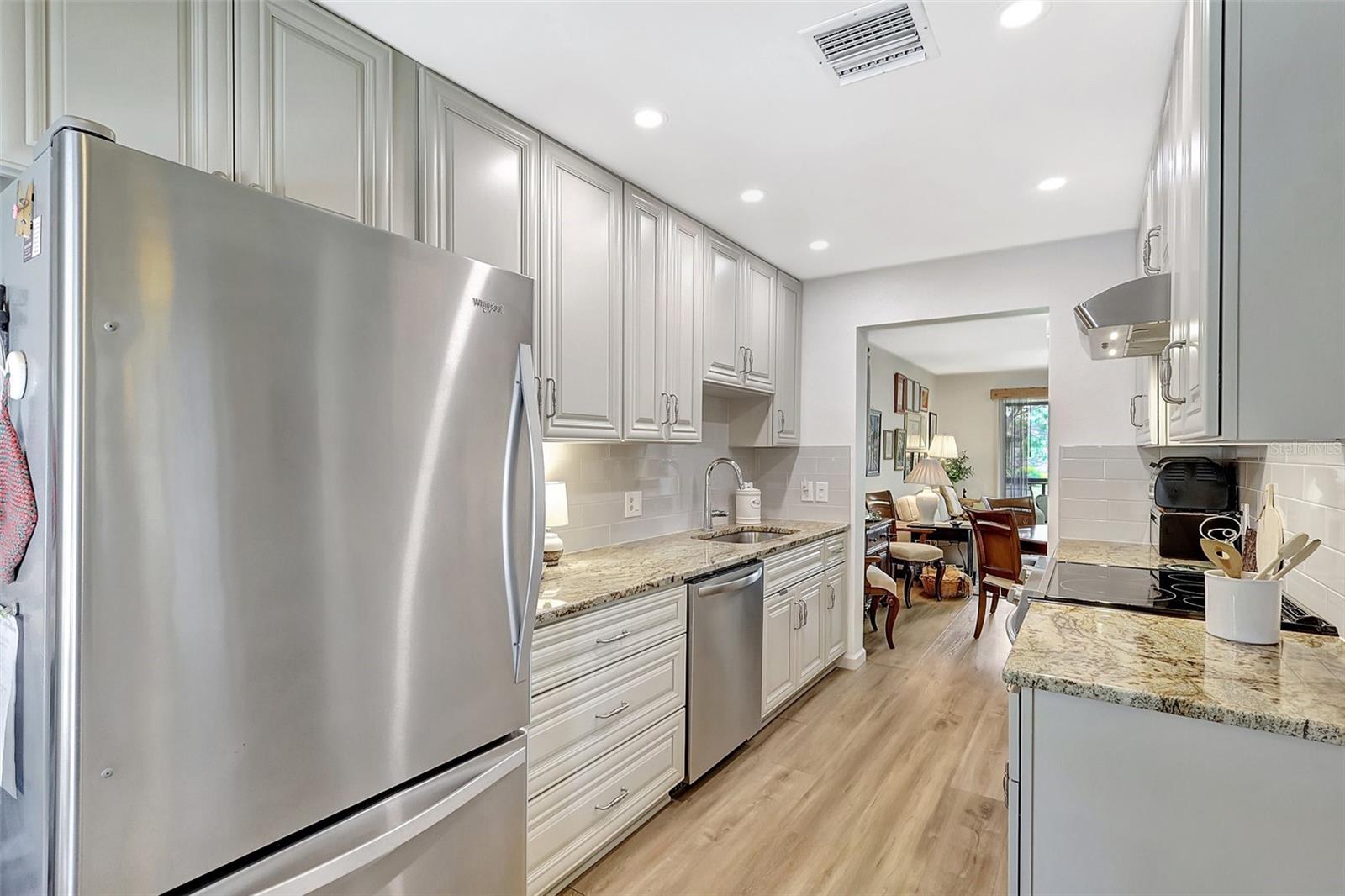 Condominium at 4646 LONGWATER CHASE #98, SARASOTA, photo 16 of 55