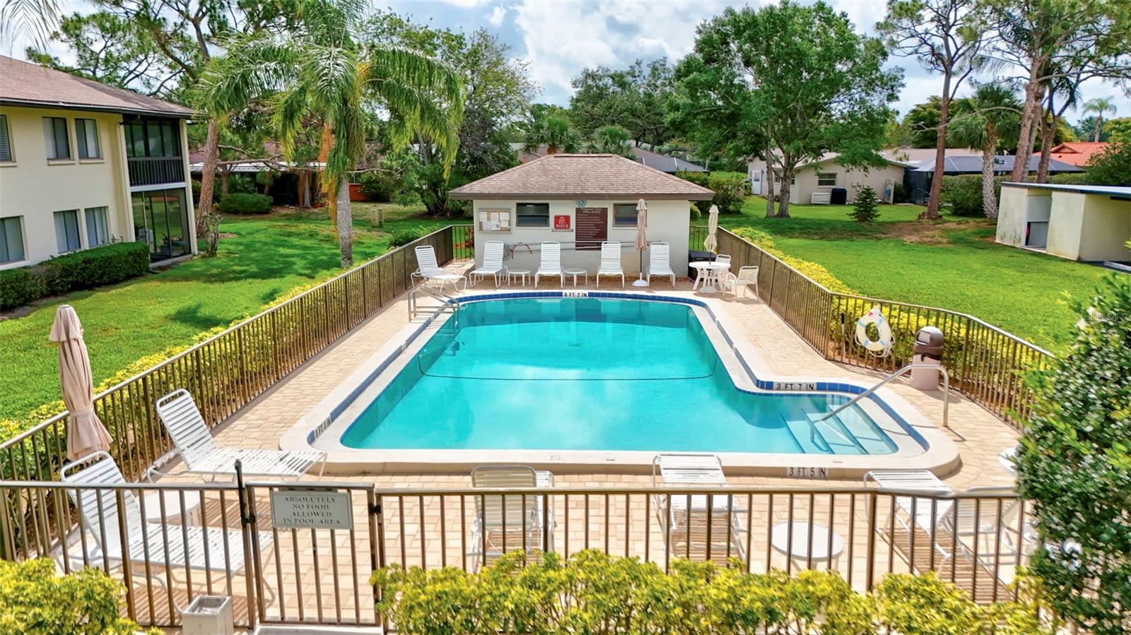 Condominium at 4646 LONGWATER CHASE #98, SARASOTA, photo 52 of 55