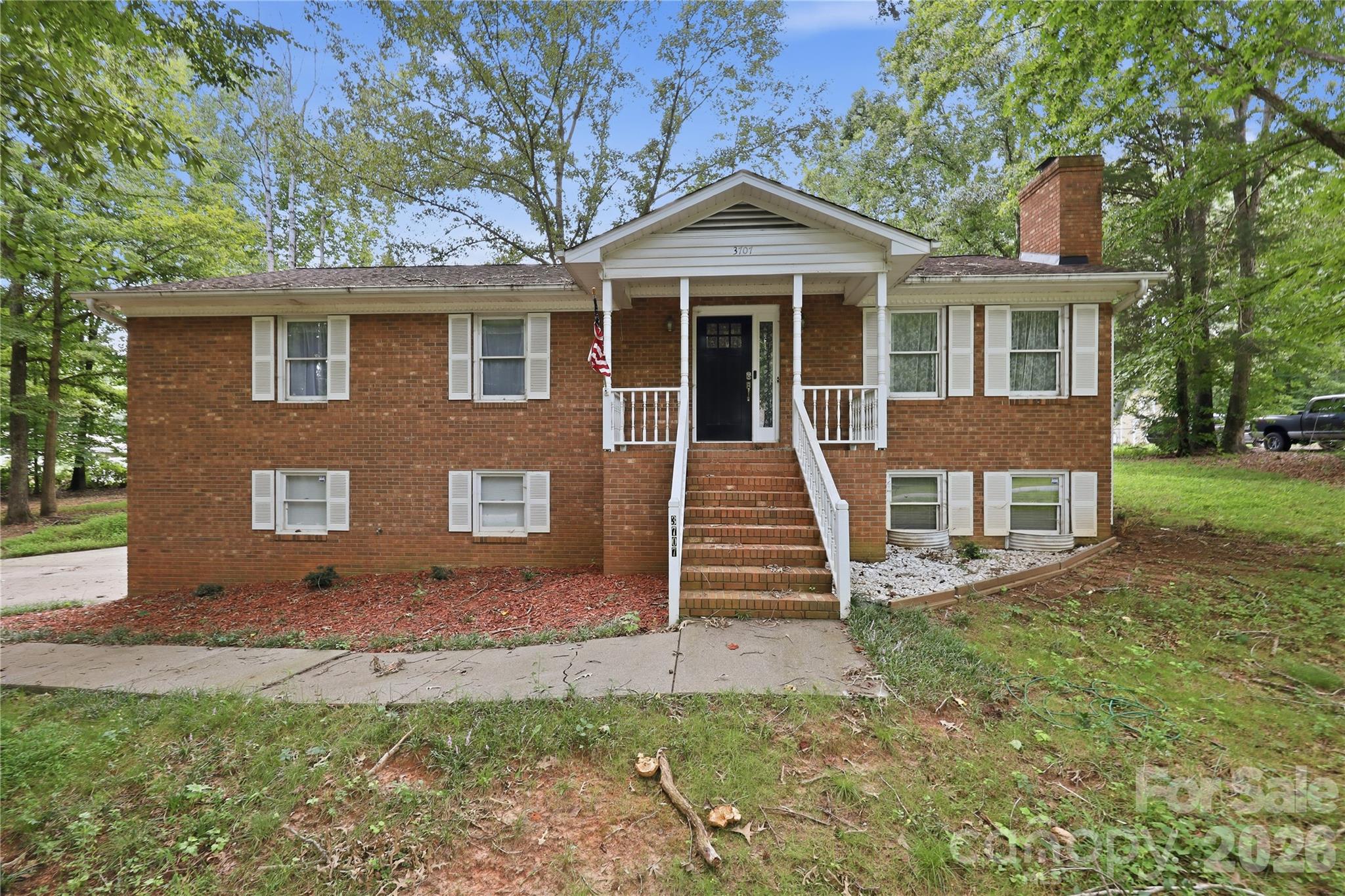 Single Family Residence at 3707 Welcome Arcadia Road, Lexington, photo 3 of 44