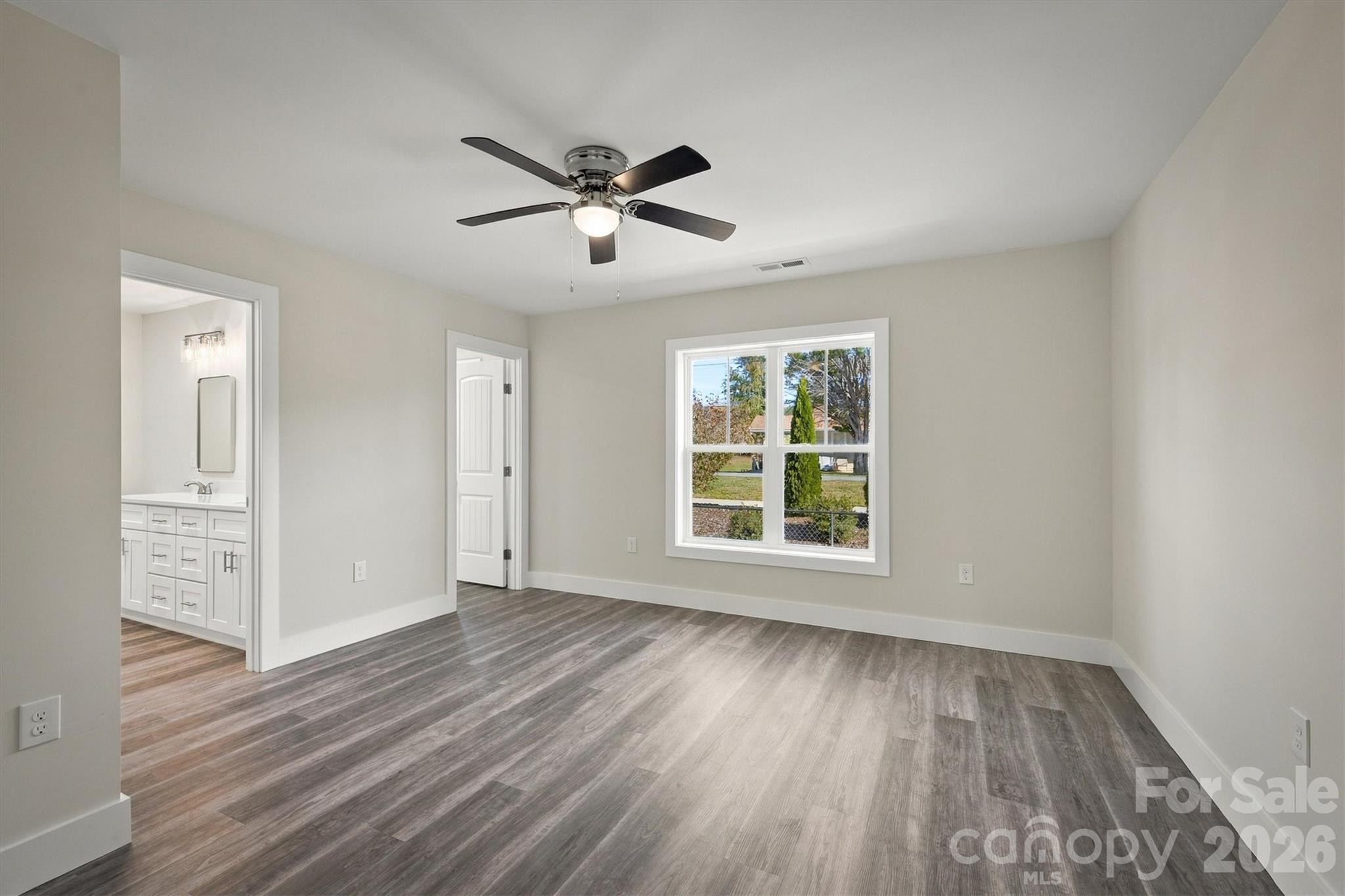 Bedroom 3 - 196 Beacon Avenue, Morganton