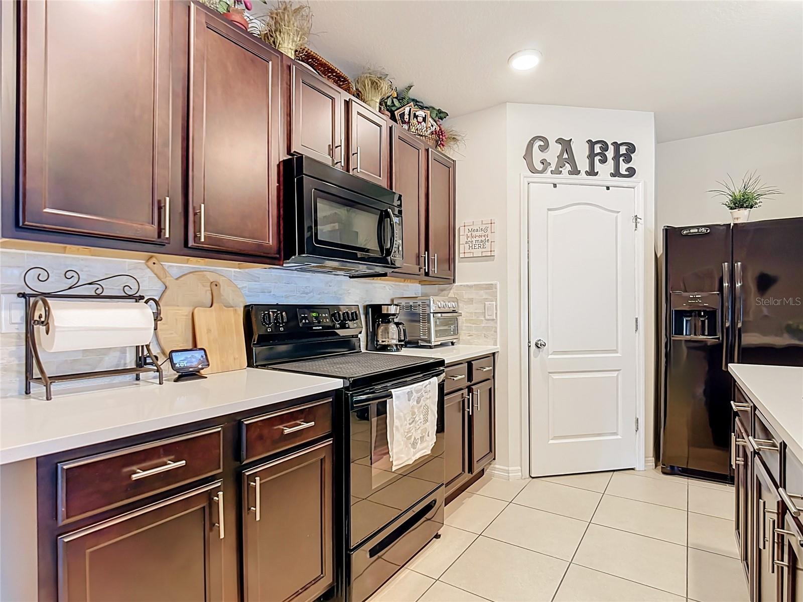 Single Family Residence at 3309 SONDER DR, DAVENPORT, photo 17 of 63