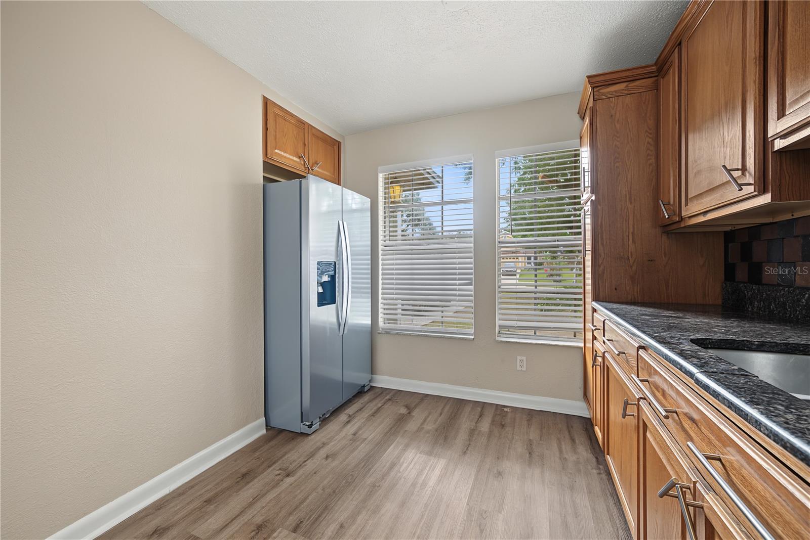 Kitchen - 208 ALSTON DR, ORLANDO