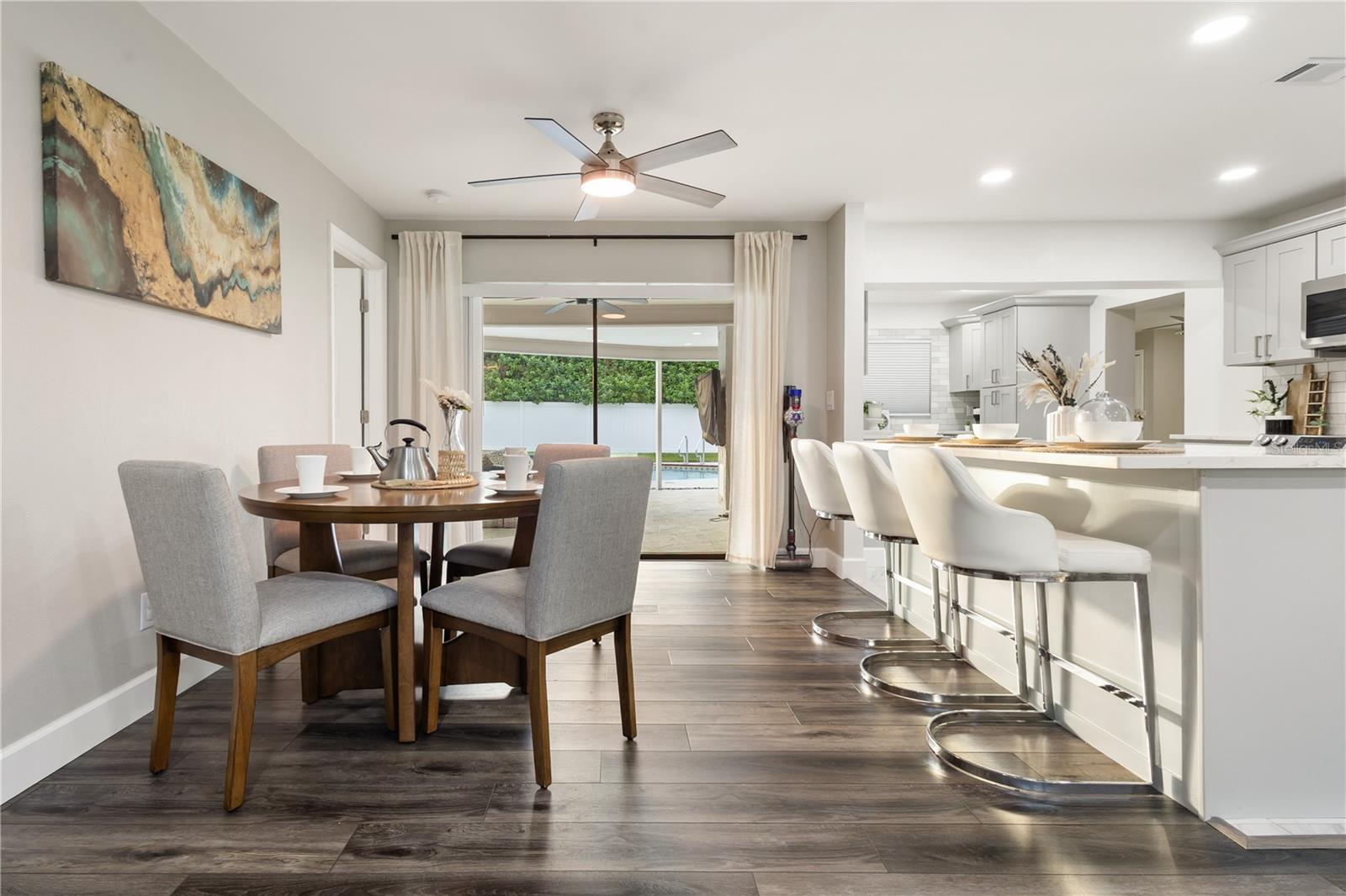 DINING AREA - 3222 WESSEX WAY, CLEARWATER