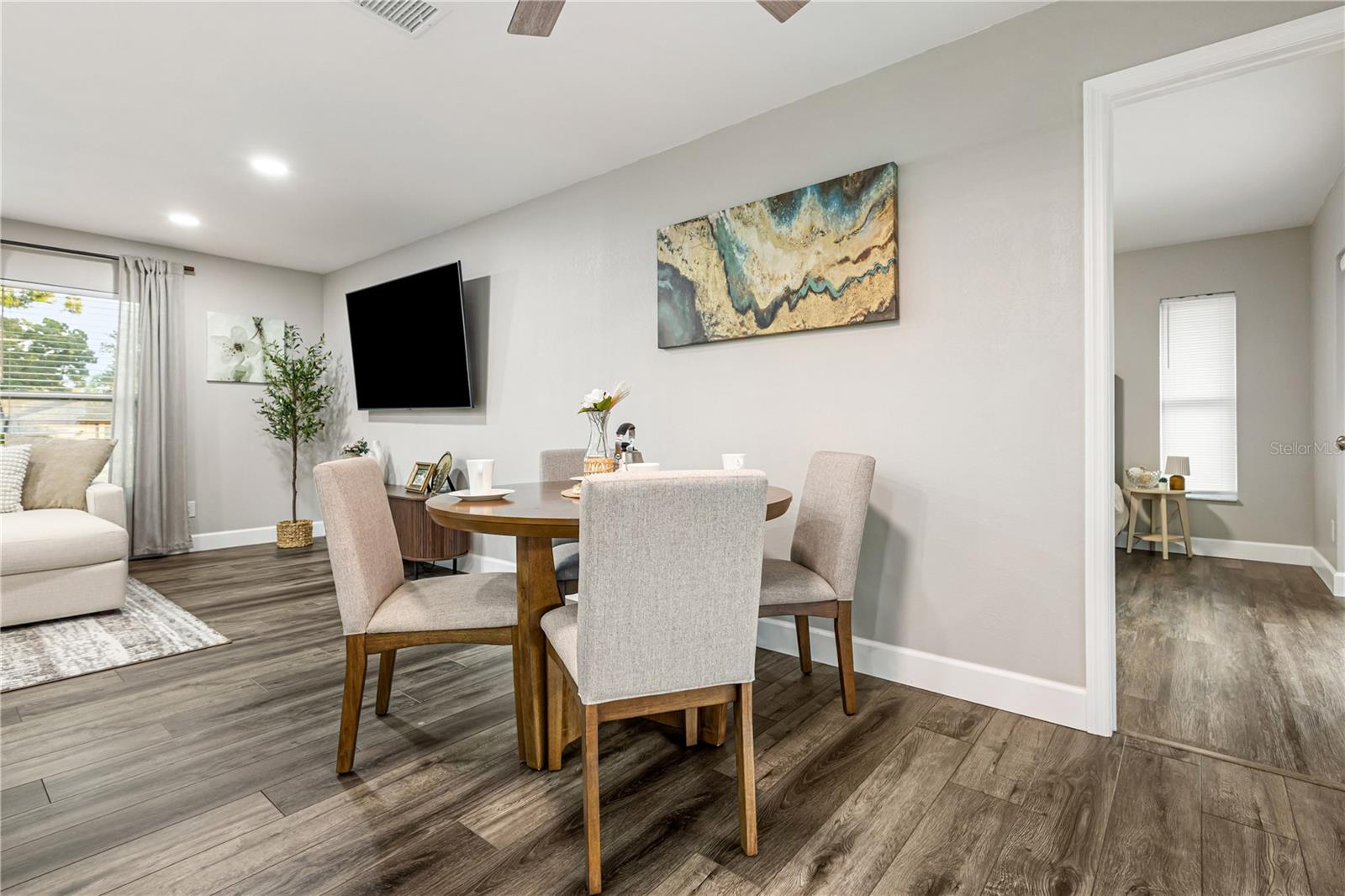 DINING AREA - 3222 WESSEX WAY, CLEARWATER