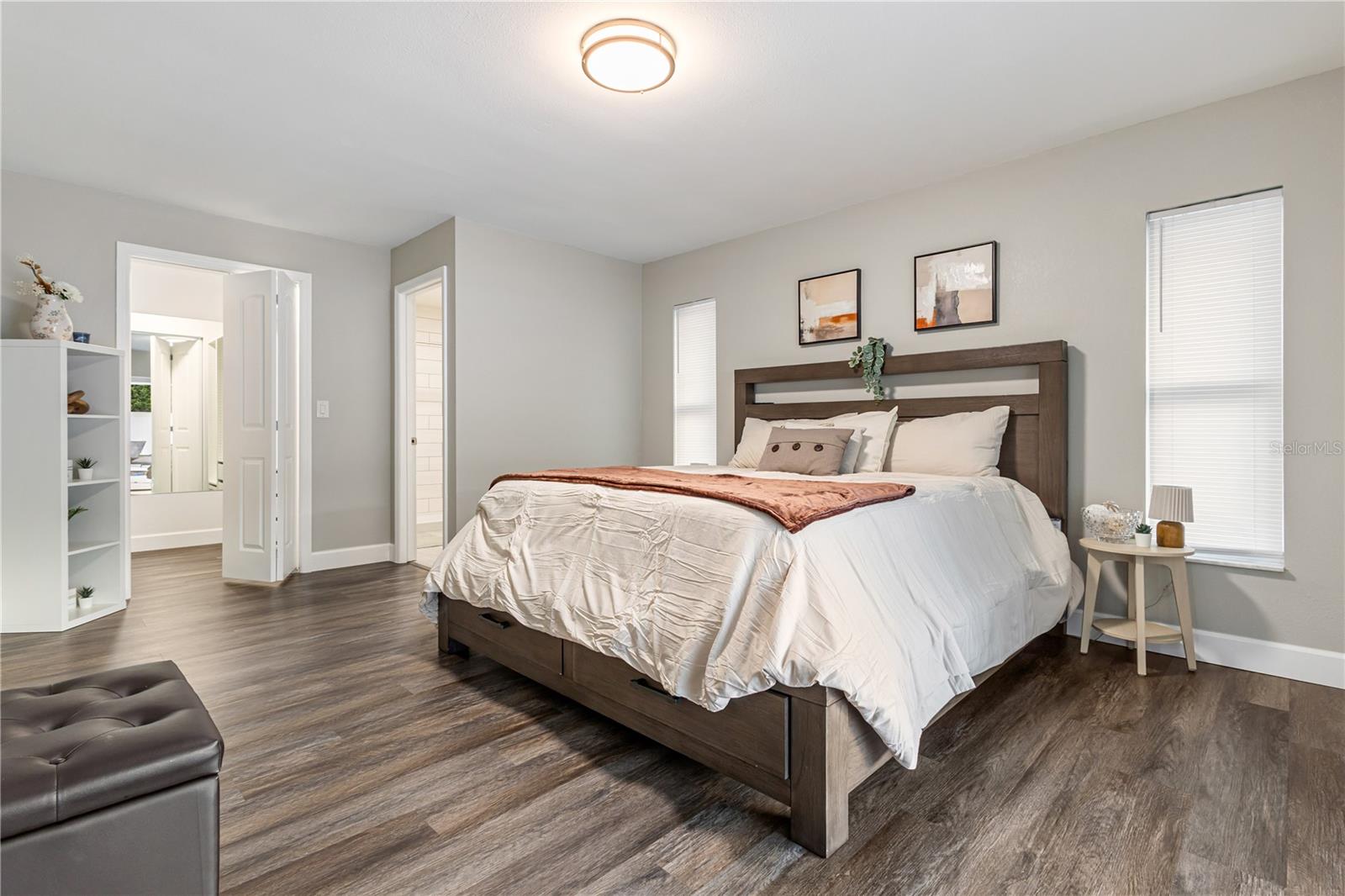 PRIMARY SUITE - 3222 WESSEX WAY, CLEARWATER