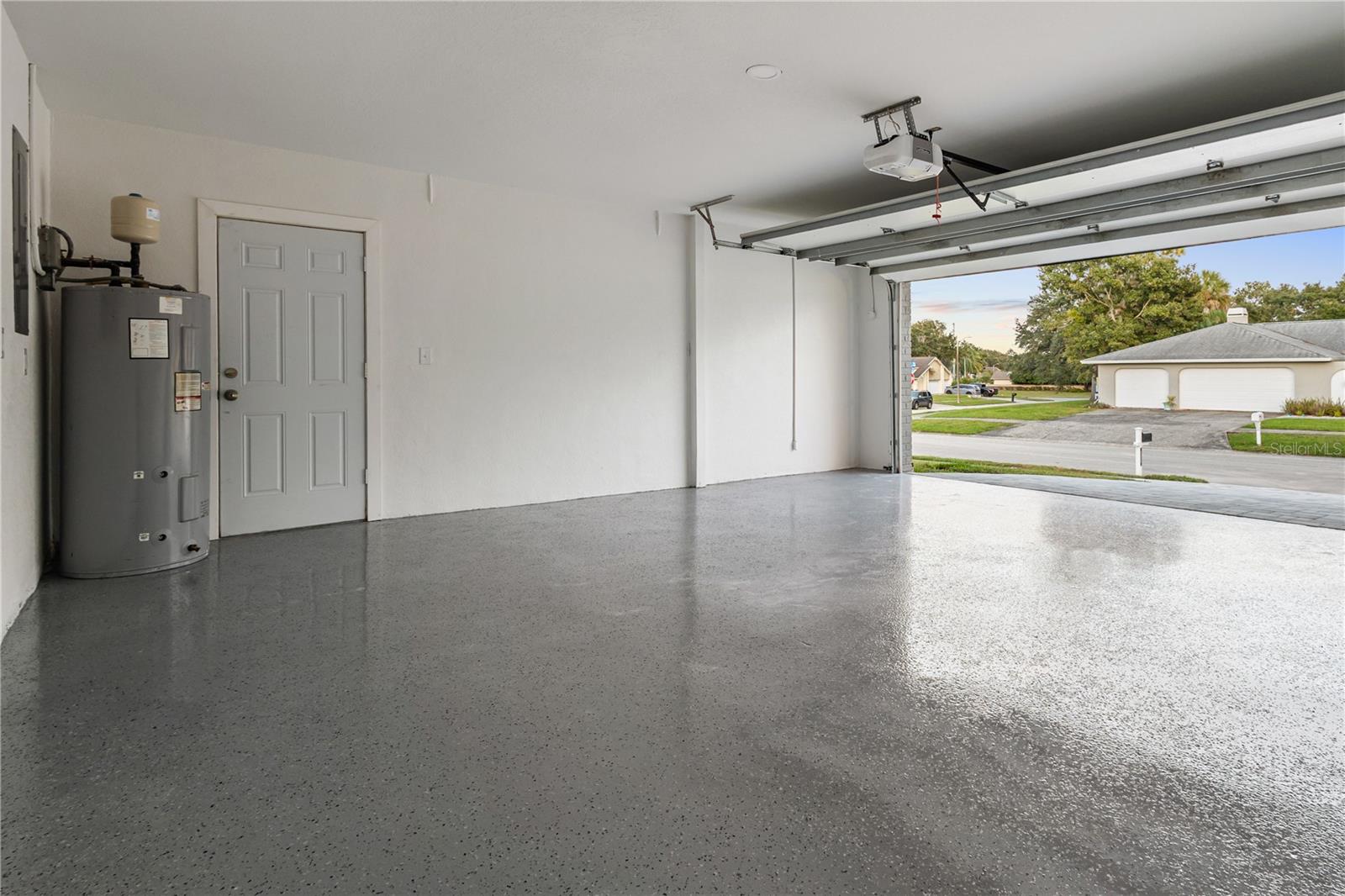 GARAGE - 3222 WESSEX WAY, CLEARWATER