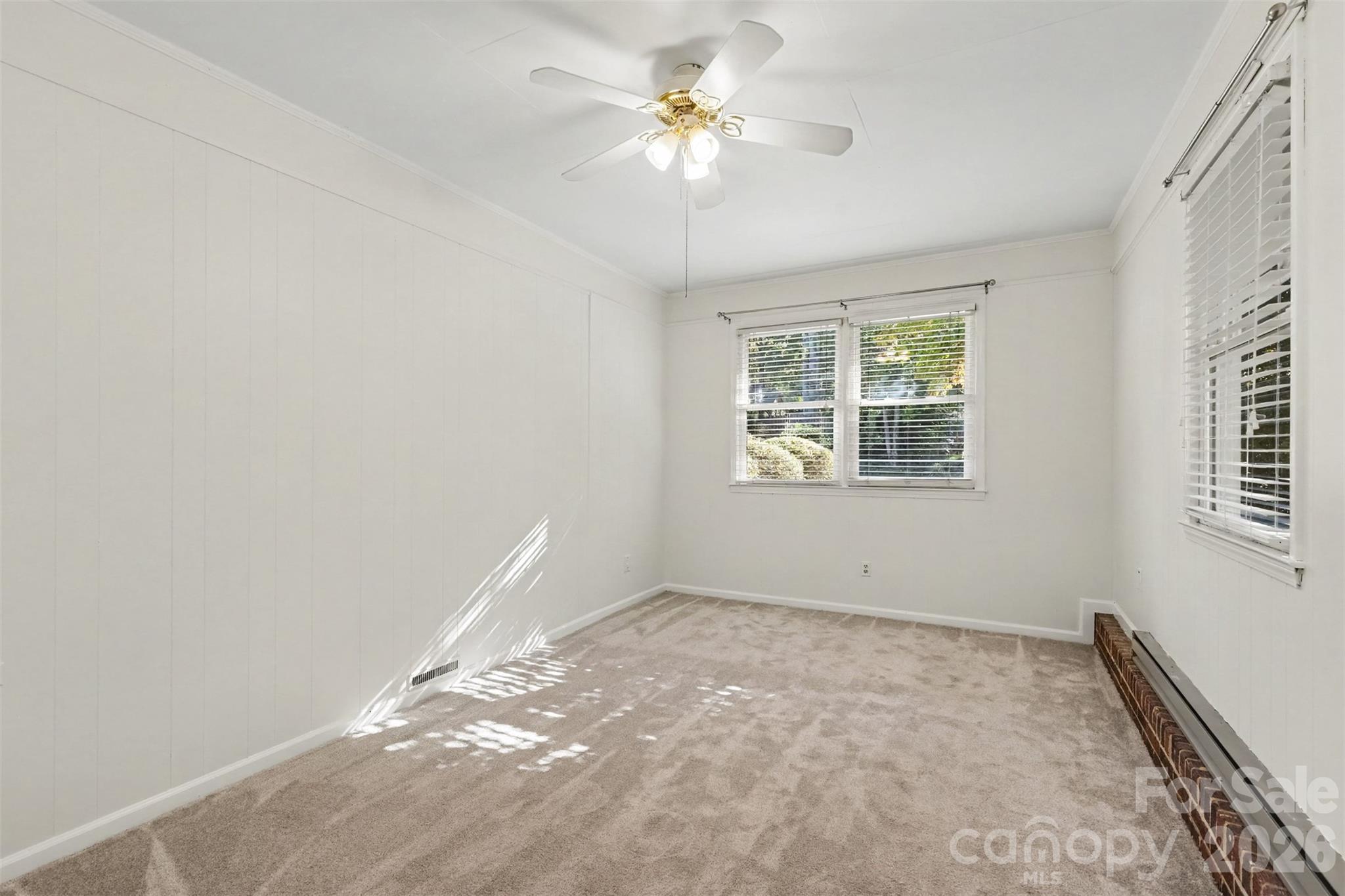 The same room without furniture. Imagine a bedroom, playroom, home office, or hobby space! - 407 Pine Street, Fort Mill