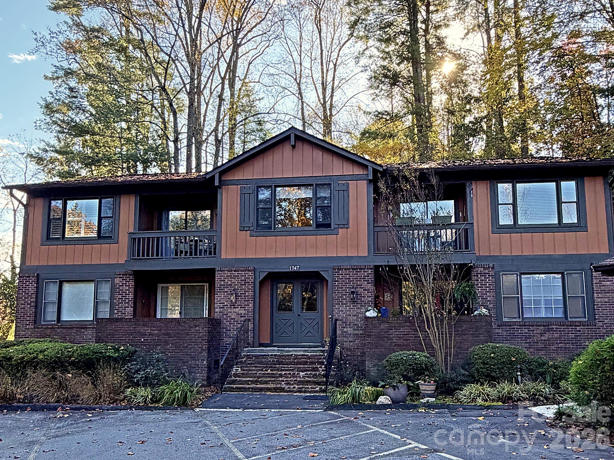 1747 Haywood Manor Road