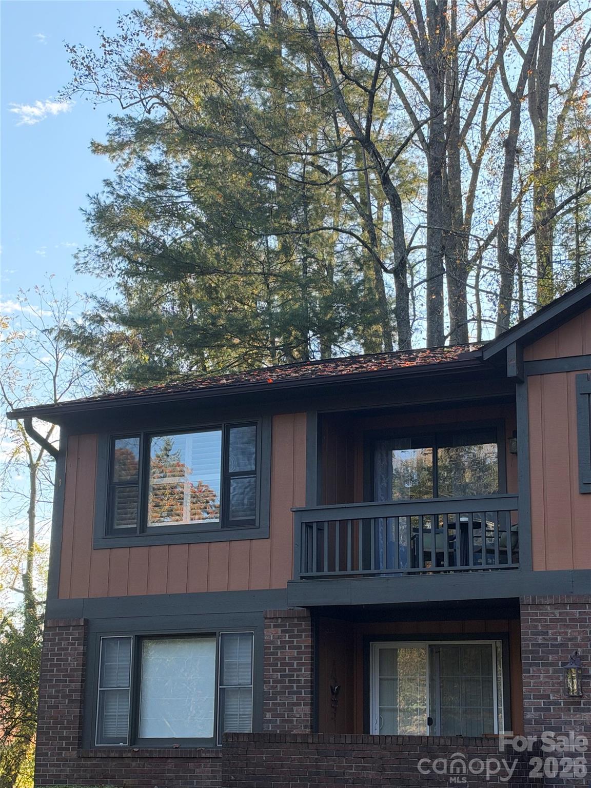 Top Left Corner Unit - 1747 Haywood Manor Road, Hendersonville