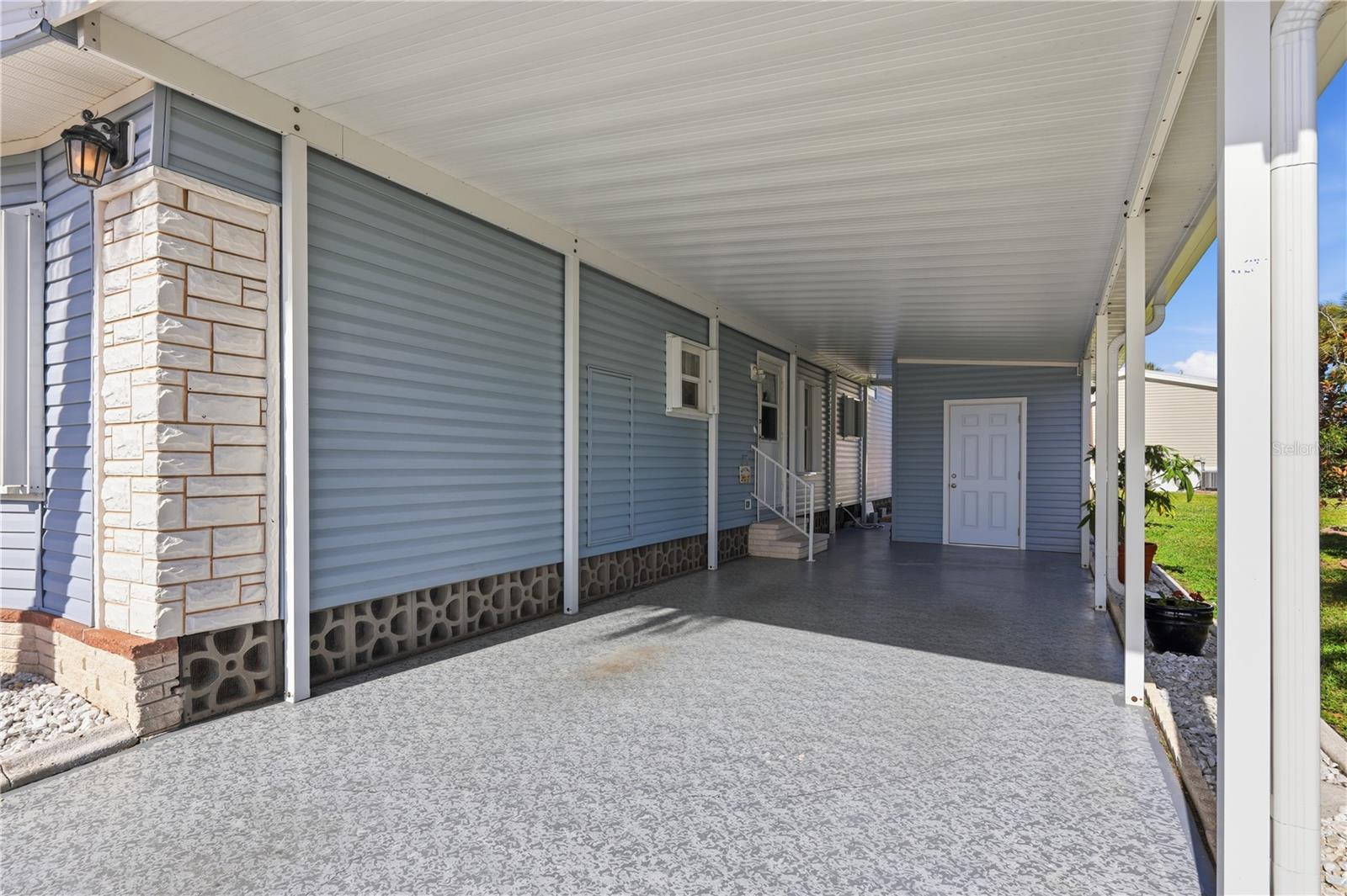 Manufactured Home at 2100 KINGS HWY #306, PORT CHARLOTTE, photo 4 of 99
