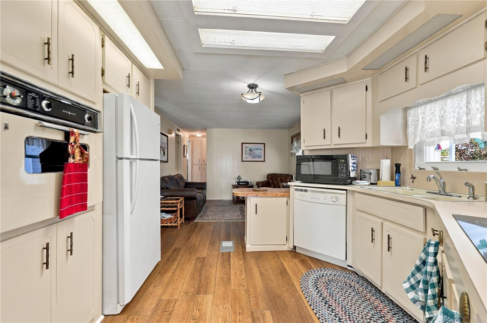 Kitchen - 2100 KINGS HWY #306, PORT CHARLOTTE