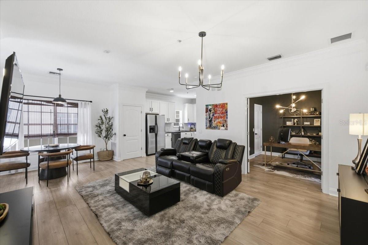 Living Room updated and Modernized! - 2315 W NORTH A ST #3, TAMPA