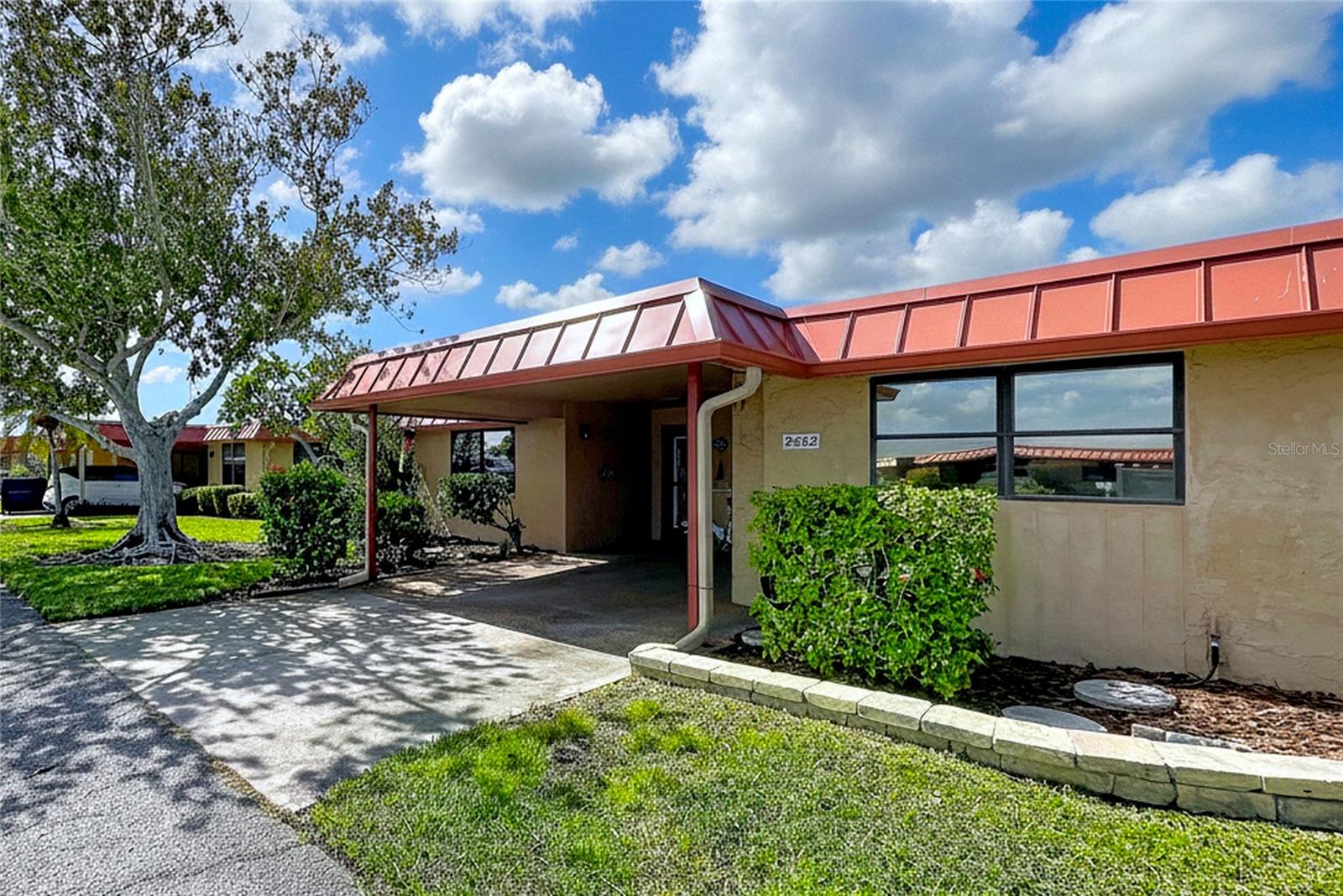 Condominium at 3852 CATALINA DR #127, BRADENTON, photo 4 of 87