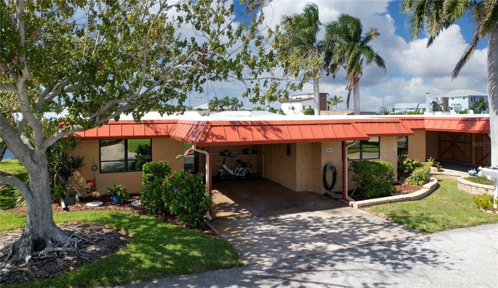 Condominium at 3852 CATALINA DR #127, BRADENTON, photo 5 of 87