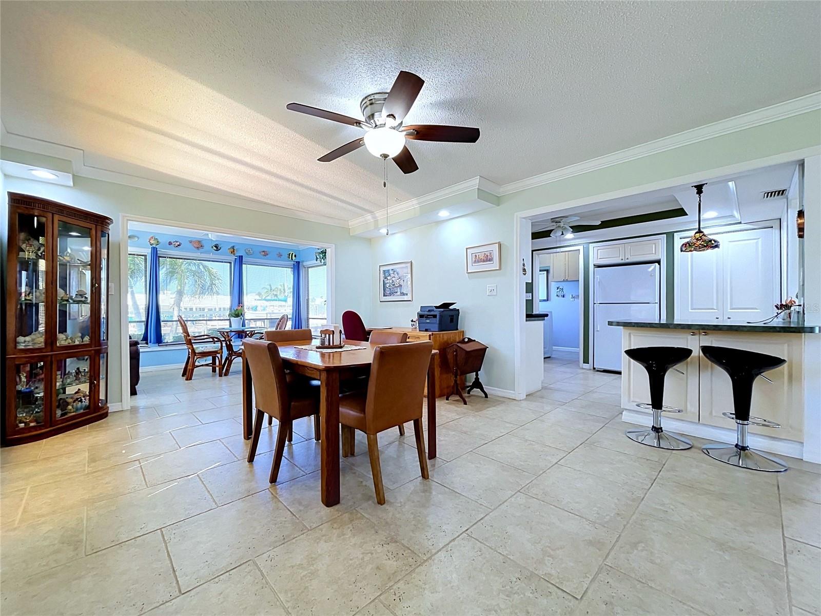 Condominium at 3852 CATALINA DR #127, BRADENTON, photo 13 of 87