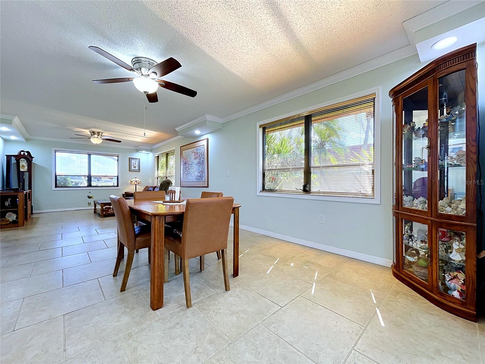 Condominium at 3852 CATALINA DR #127, BRADENTON, photo 15 of 87